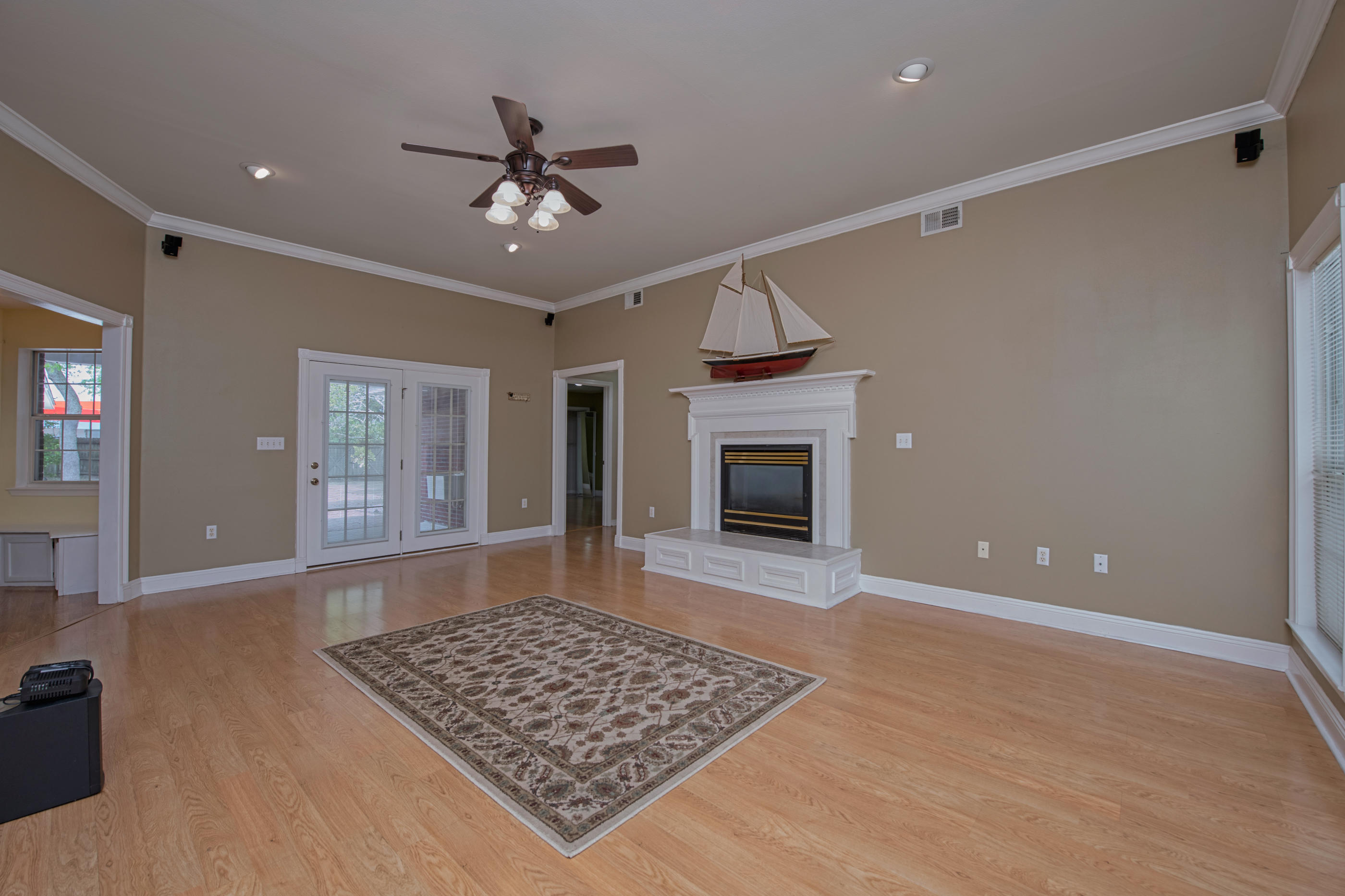 FERRY ROAD MANOR - Residential