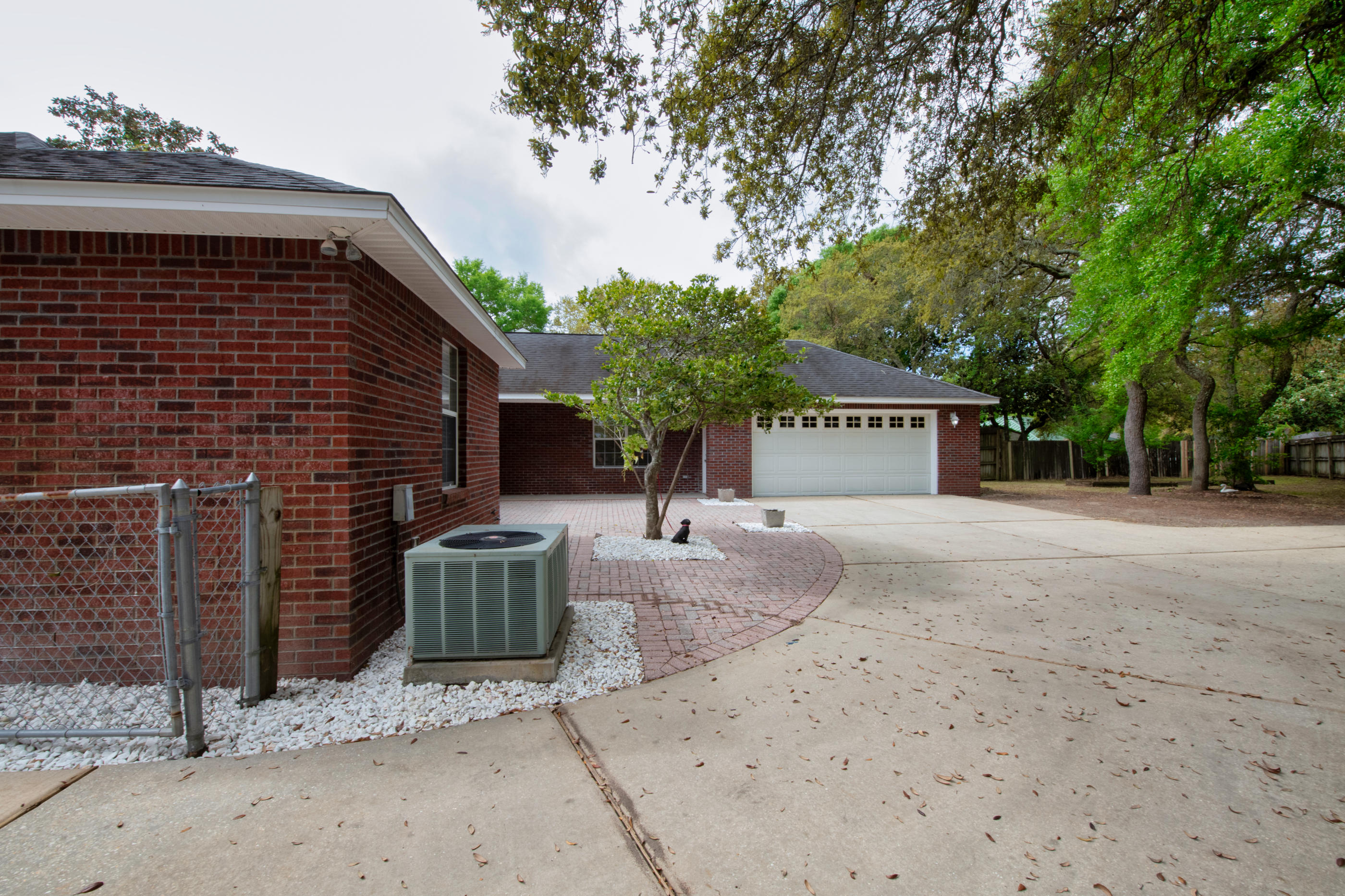 FERRY ROAD MANOR - Residential