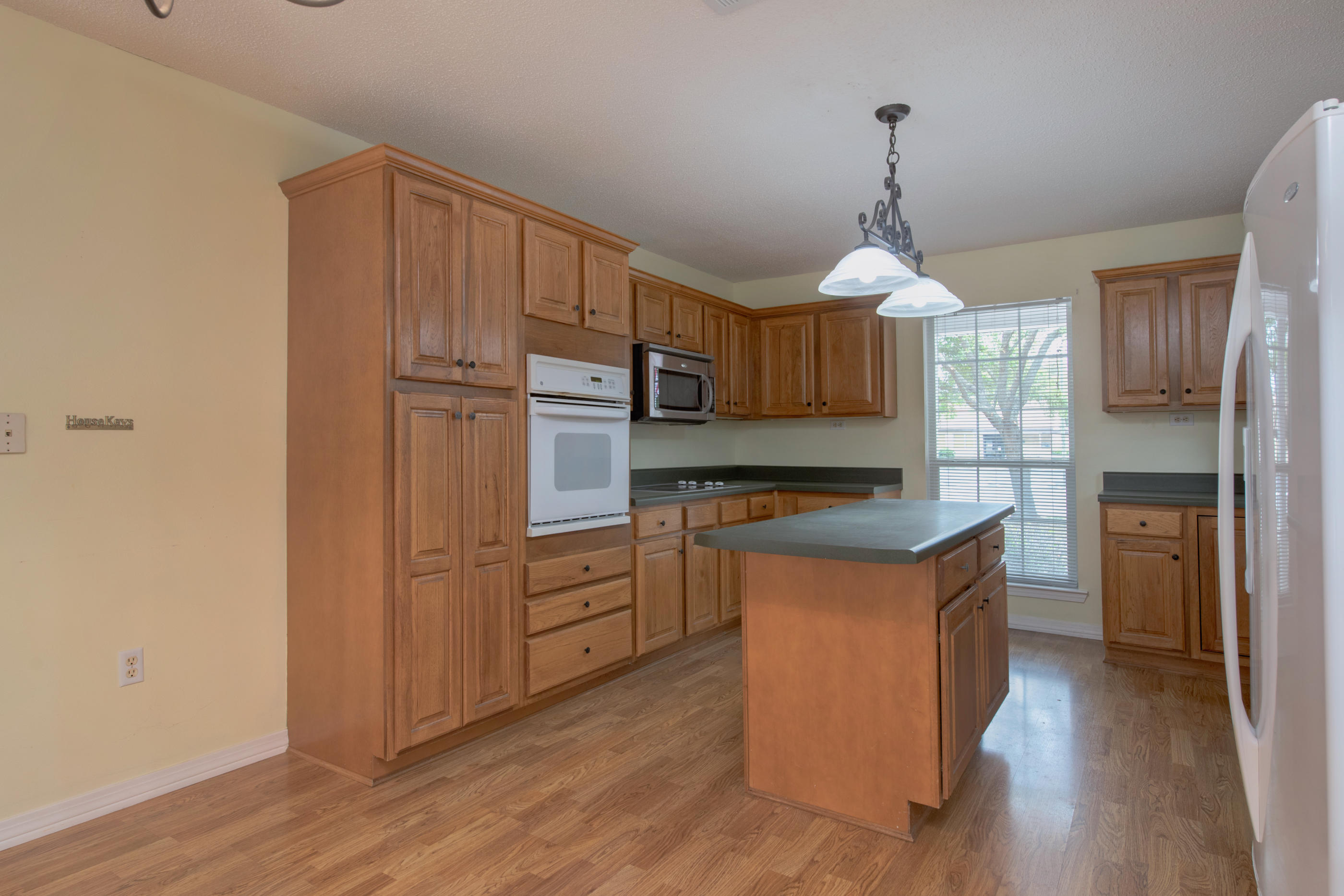 FERRY ROAD MANOR - Residential