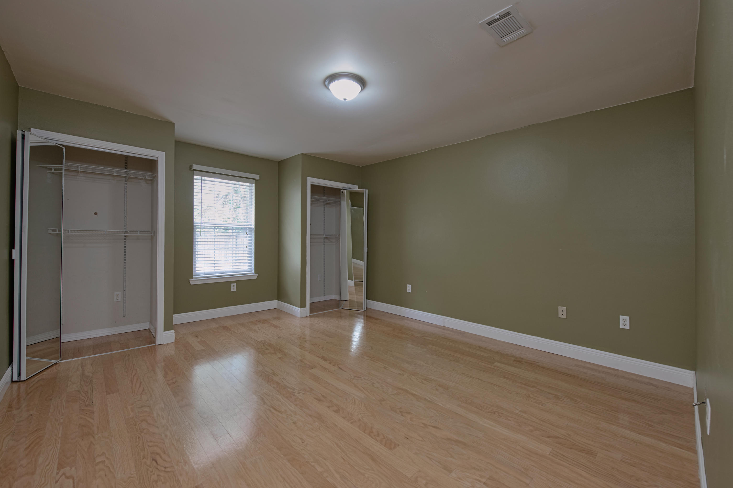 FERRY ROAD MANOR - Residential