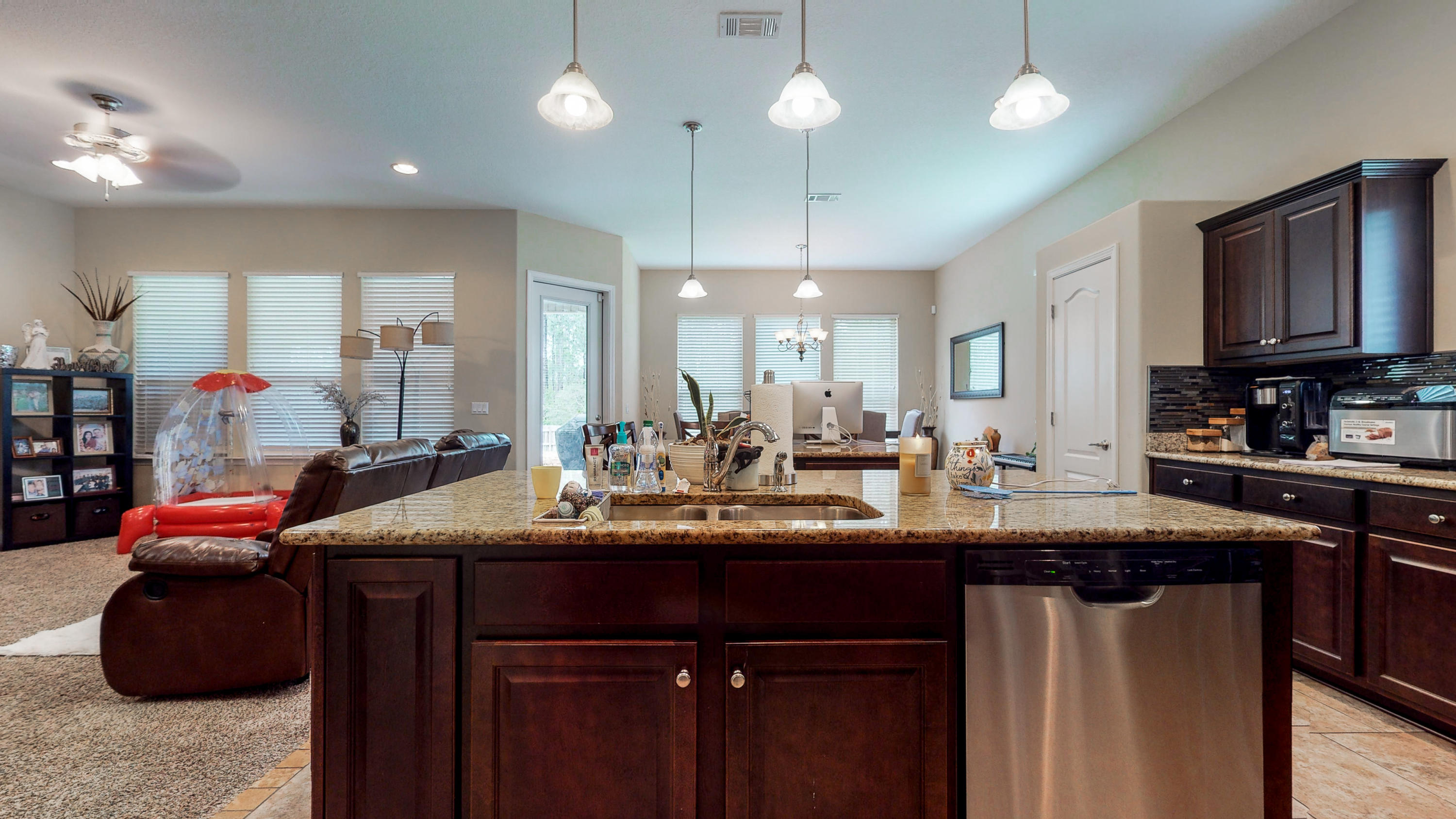 HOLLEY BY THE SEA - Residential