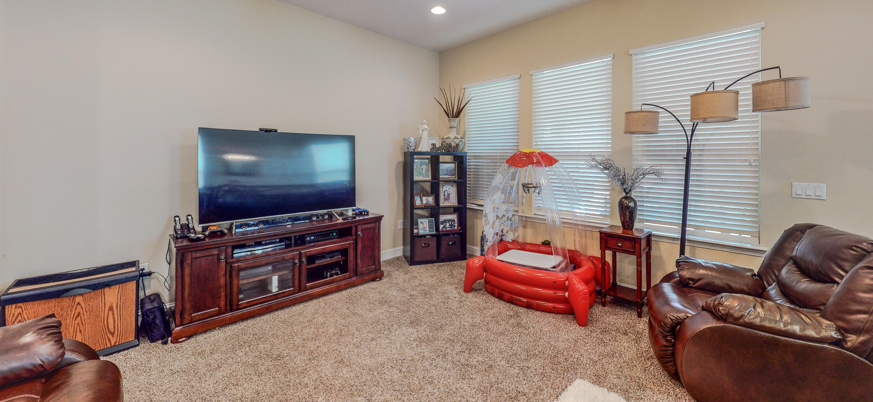 HOLLEY BY THE SEA - Residential