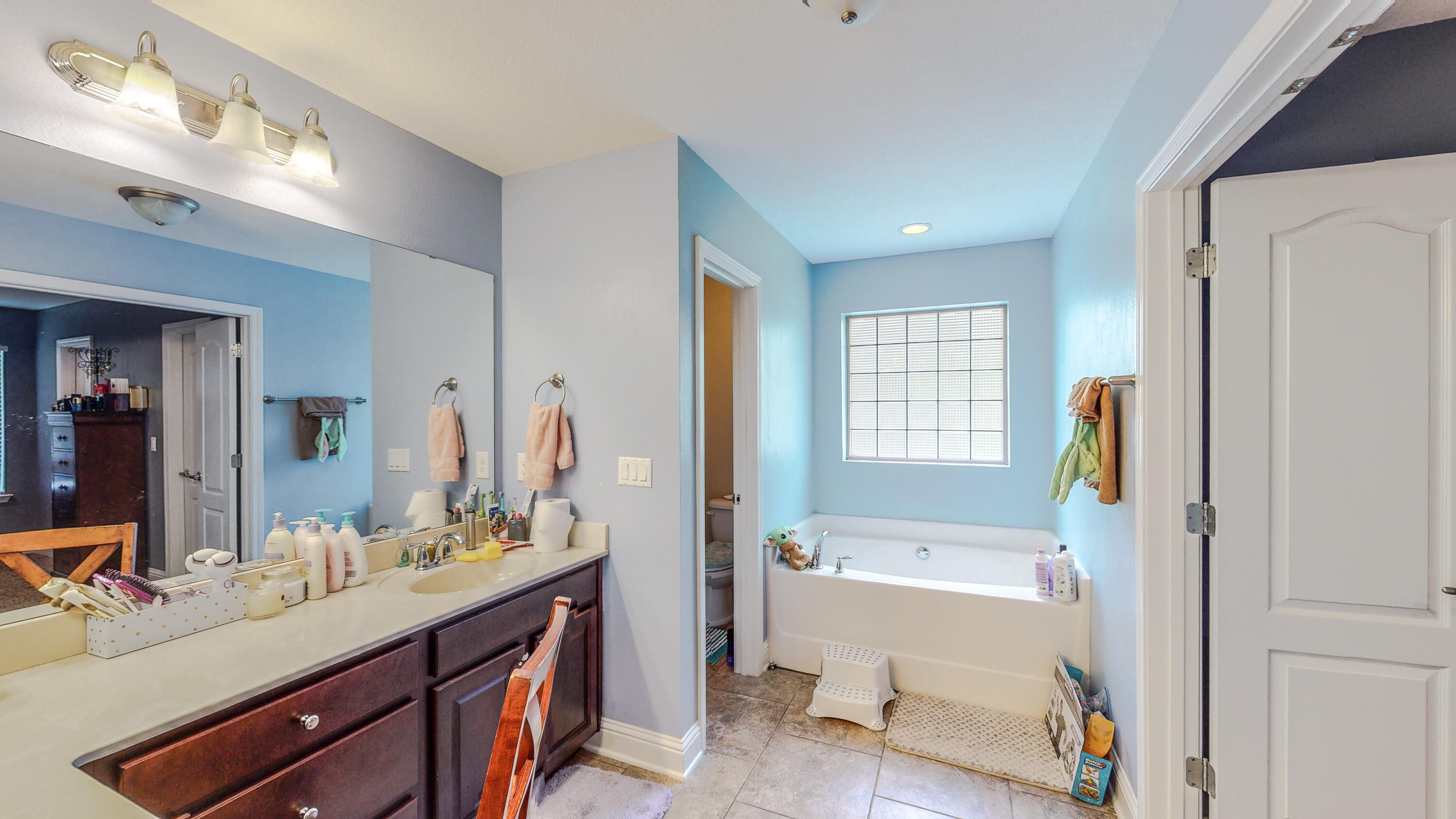 HOLLEY BY THE SEA - Residential