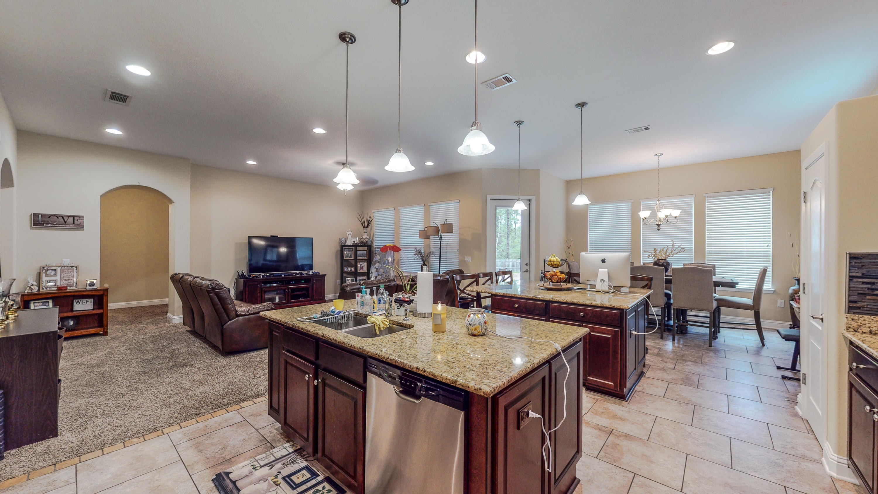 HOLLEY BY THE SEA - Residential