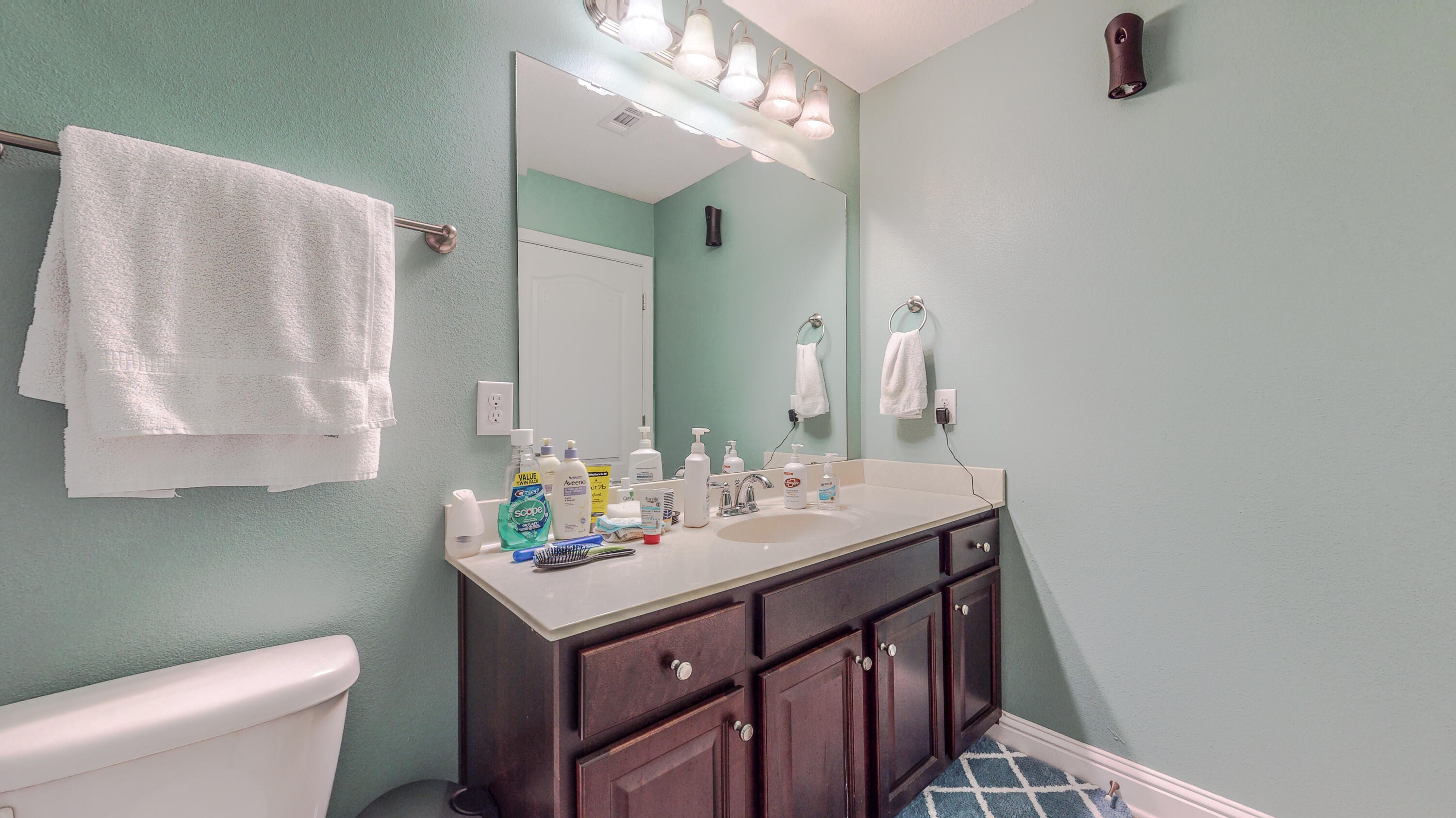 HOLLEY BY THE SEA - Residential