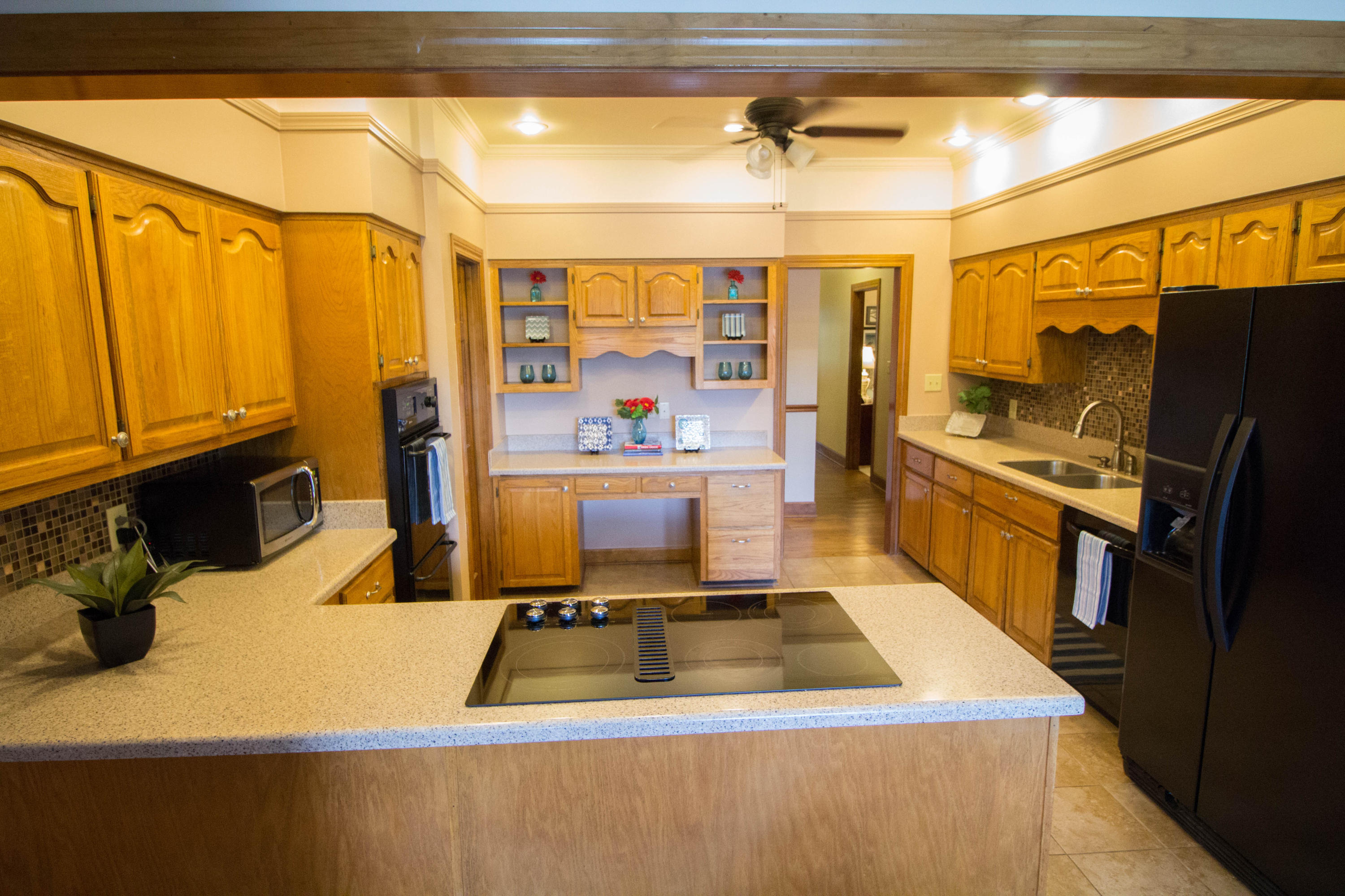 LAKESIDE EAST - Residential