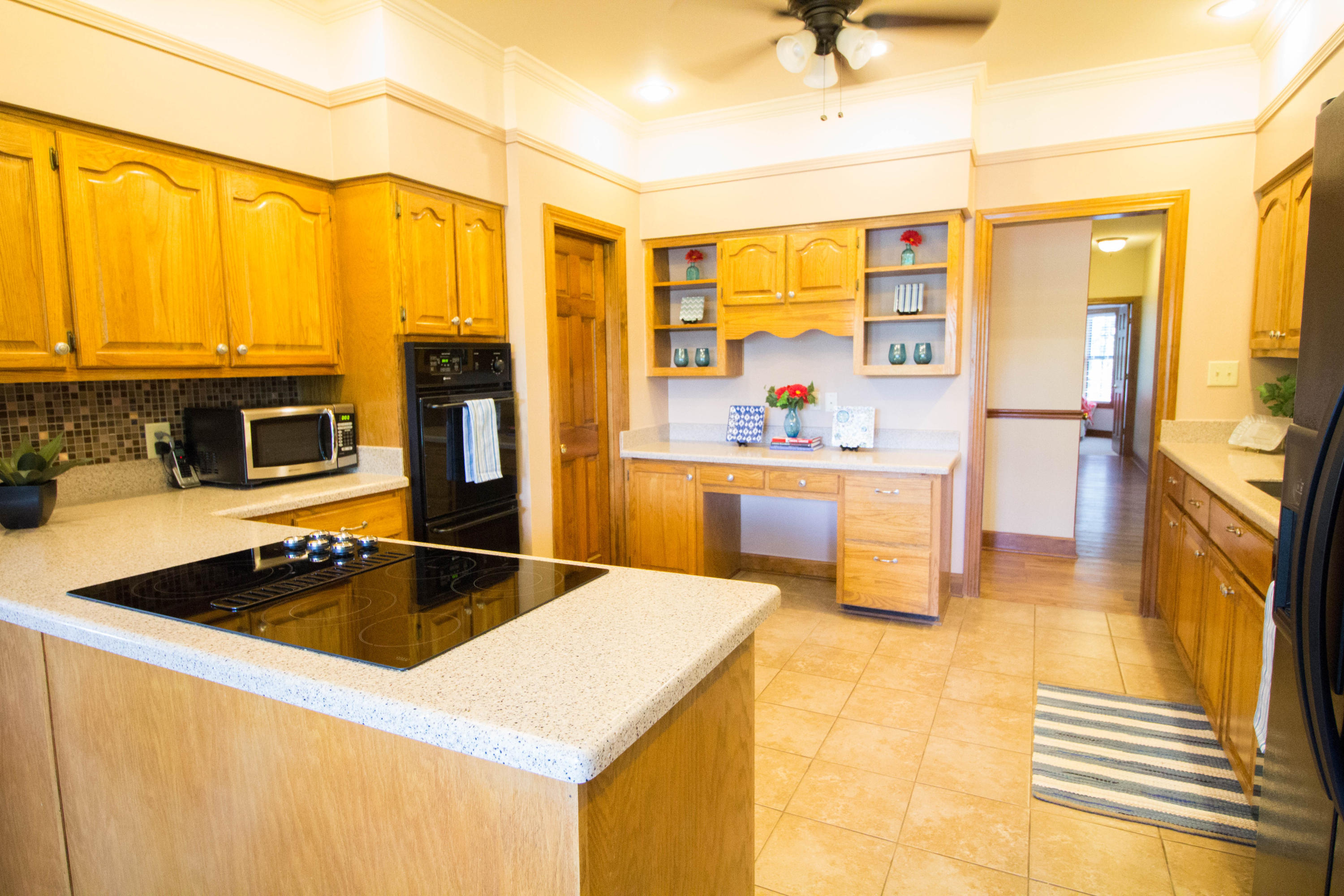 LAKESIDE EAST - Residential