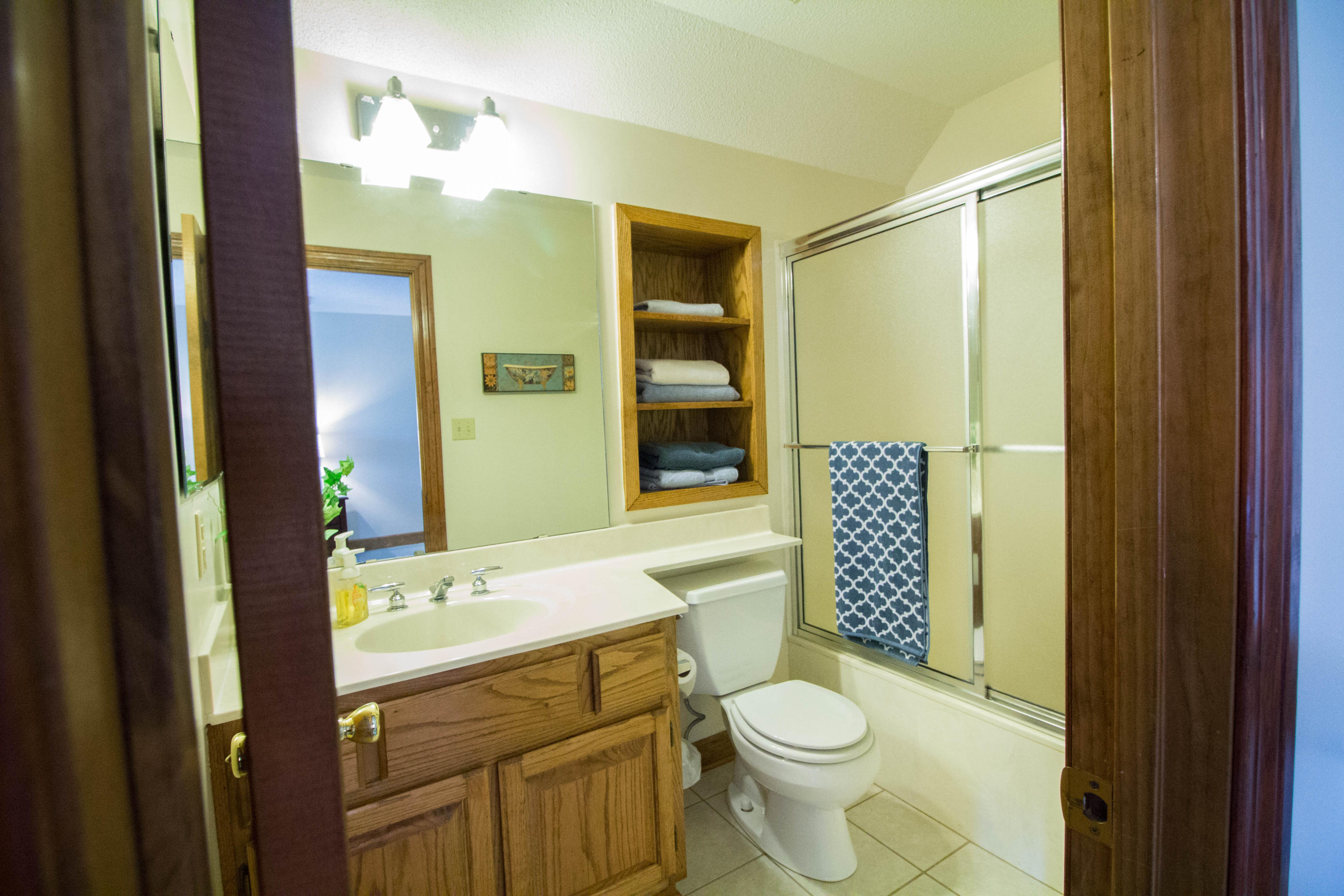 LAKESIDE EAST - Residential