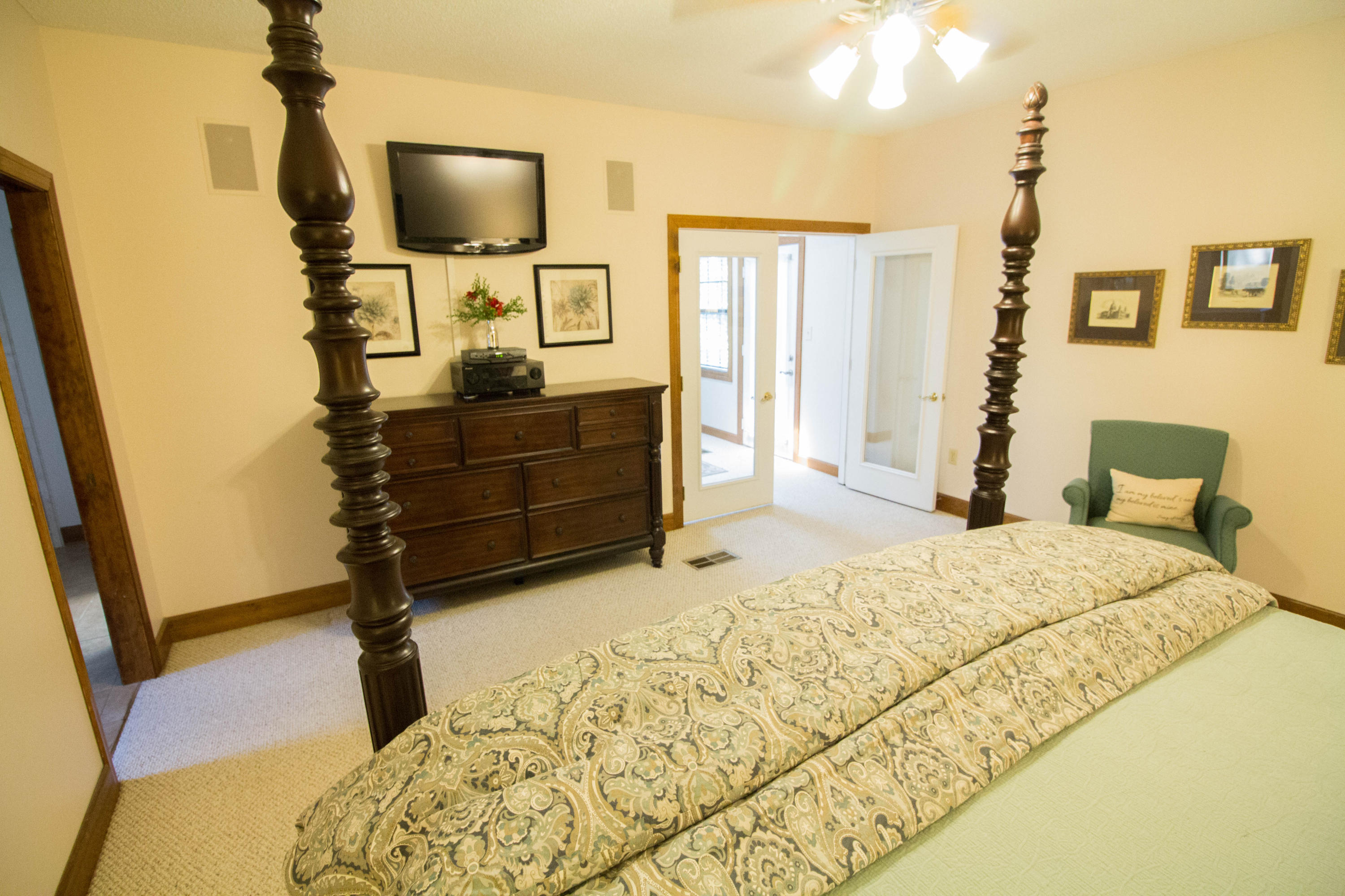 LAKESIDE EAST - Residential