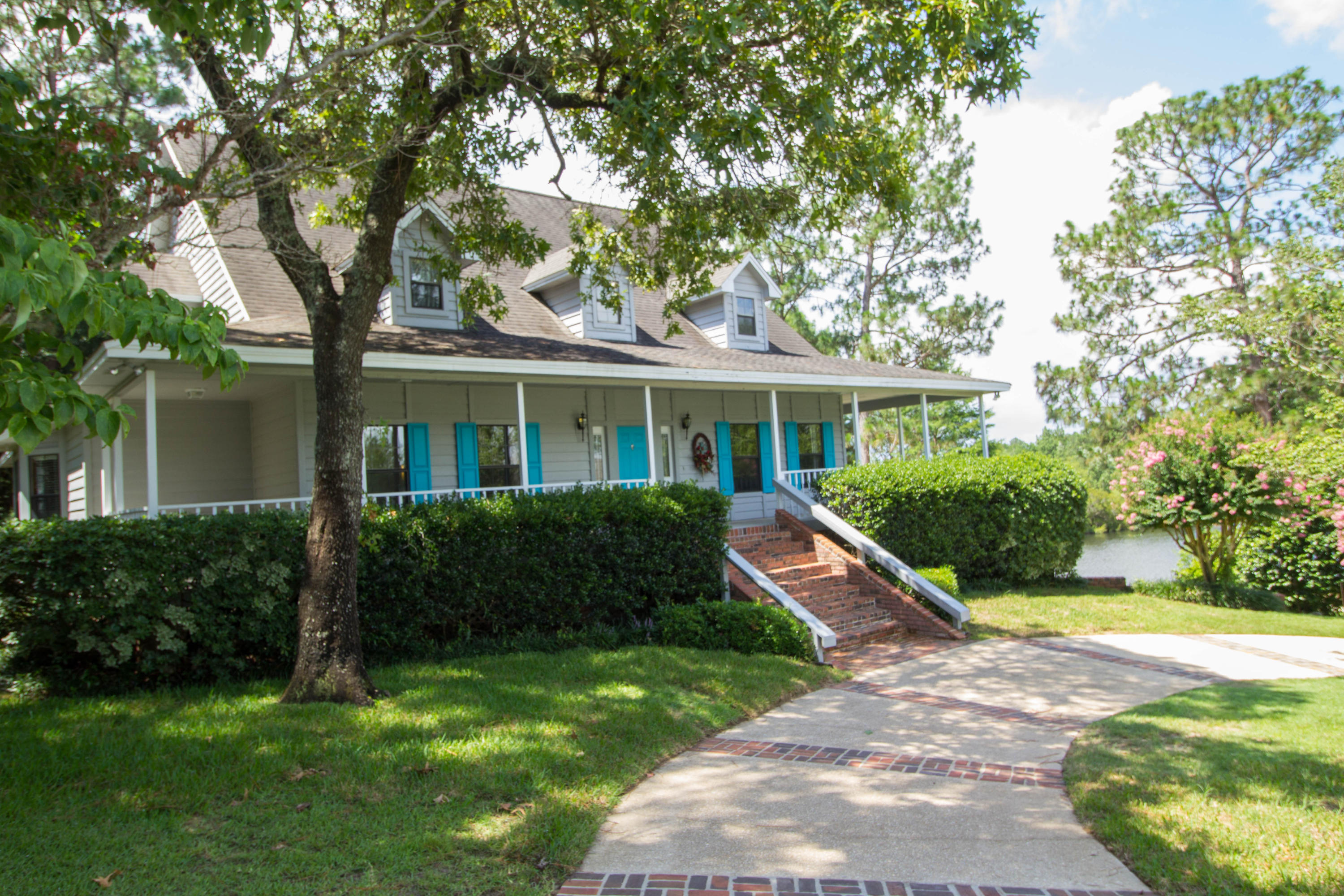 LAKESIDE EAST - Residential