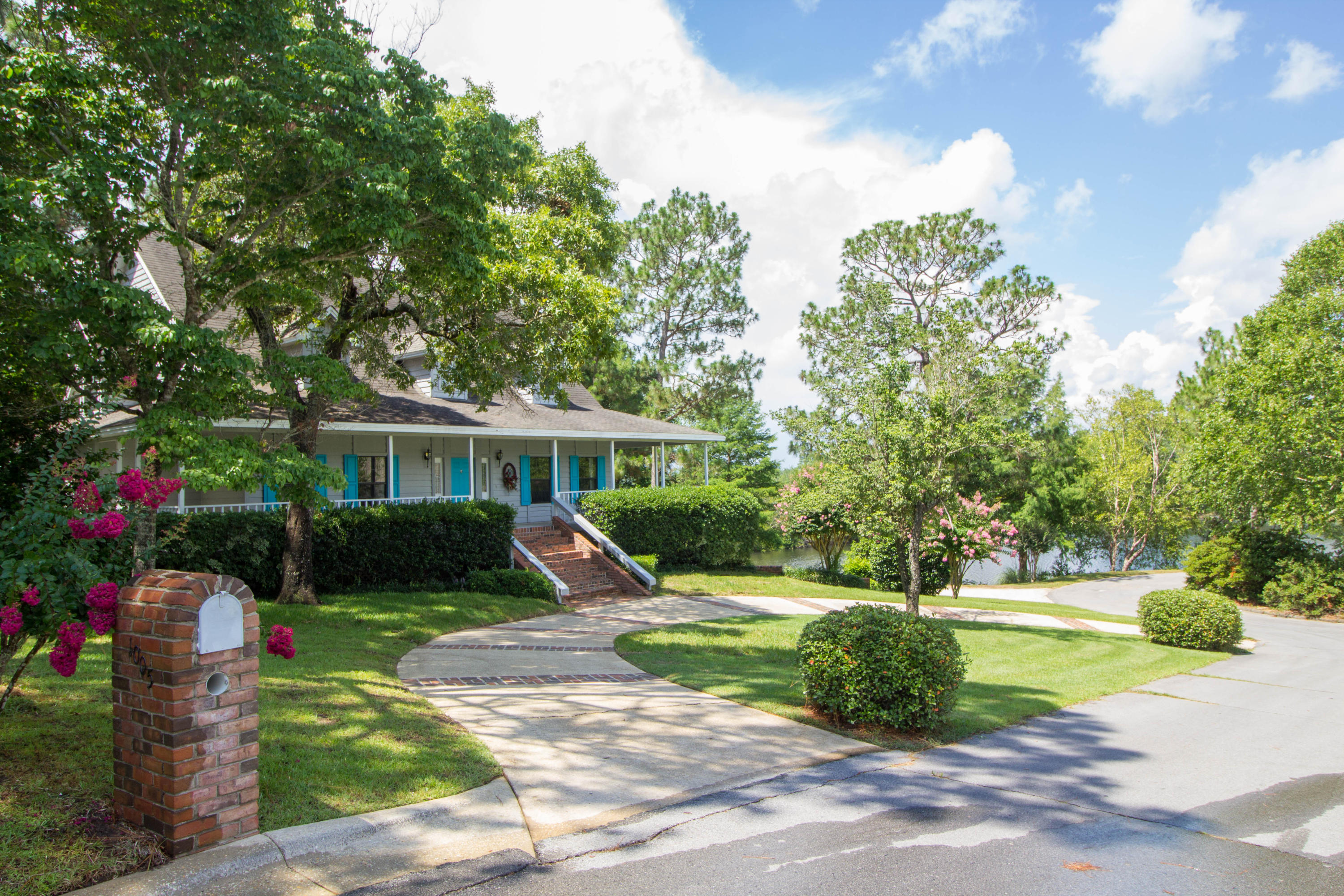 LAKESIDE EAST - Residential