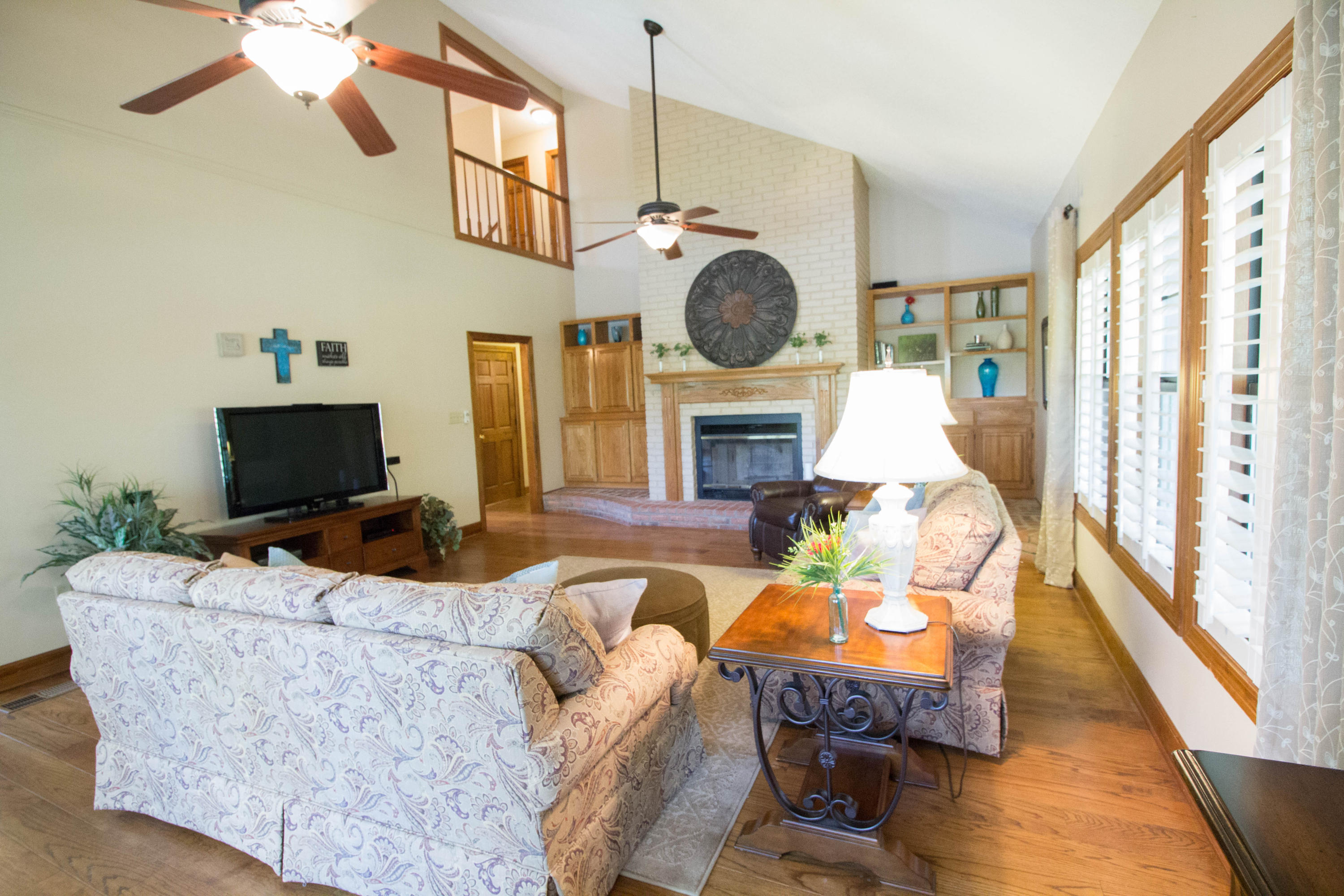 LAKESIDE EAST - Residential