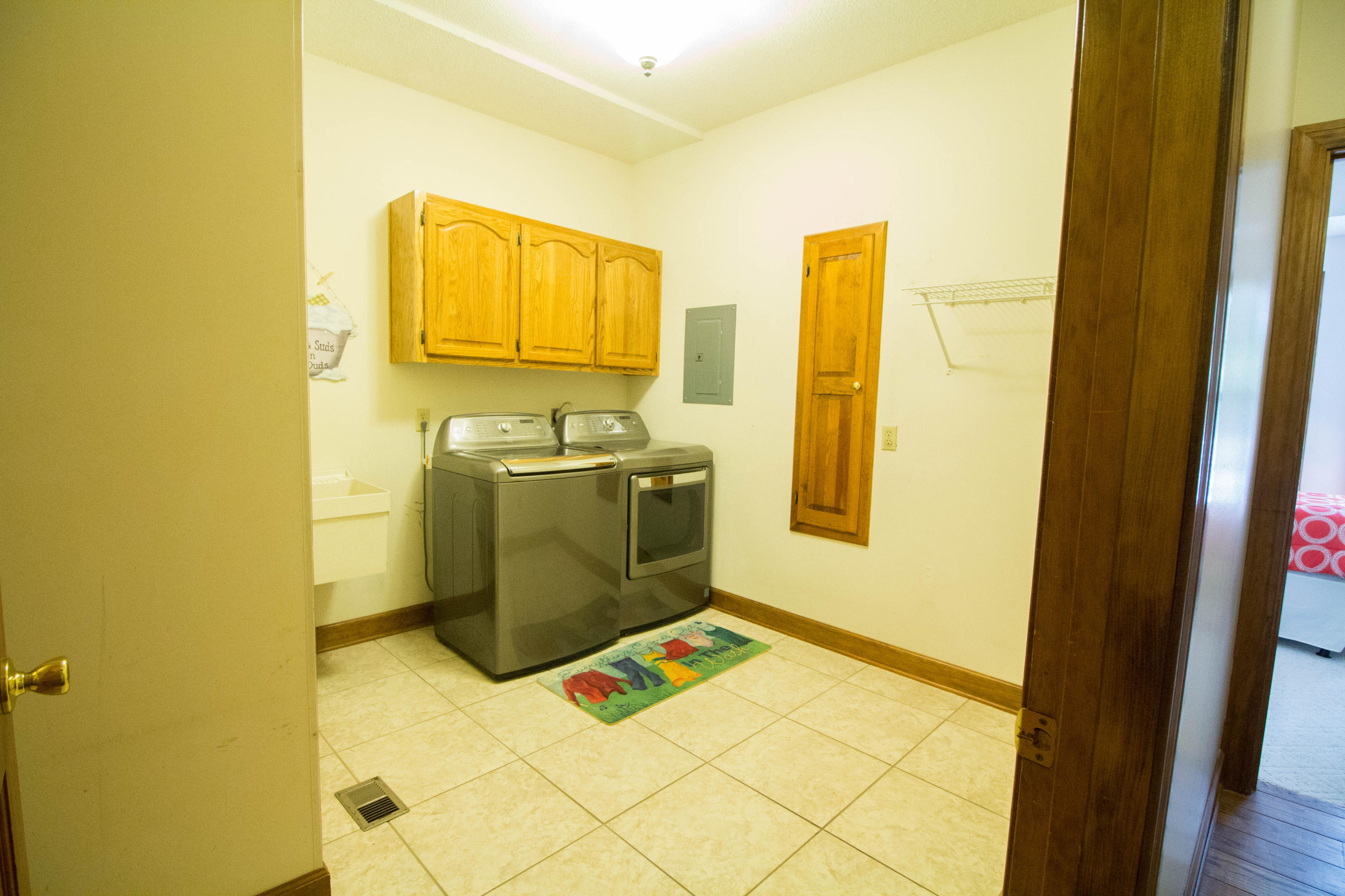 LAKESIDE EAST - Residential