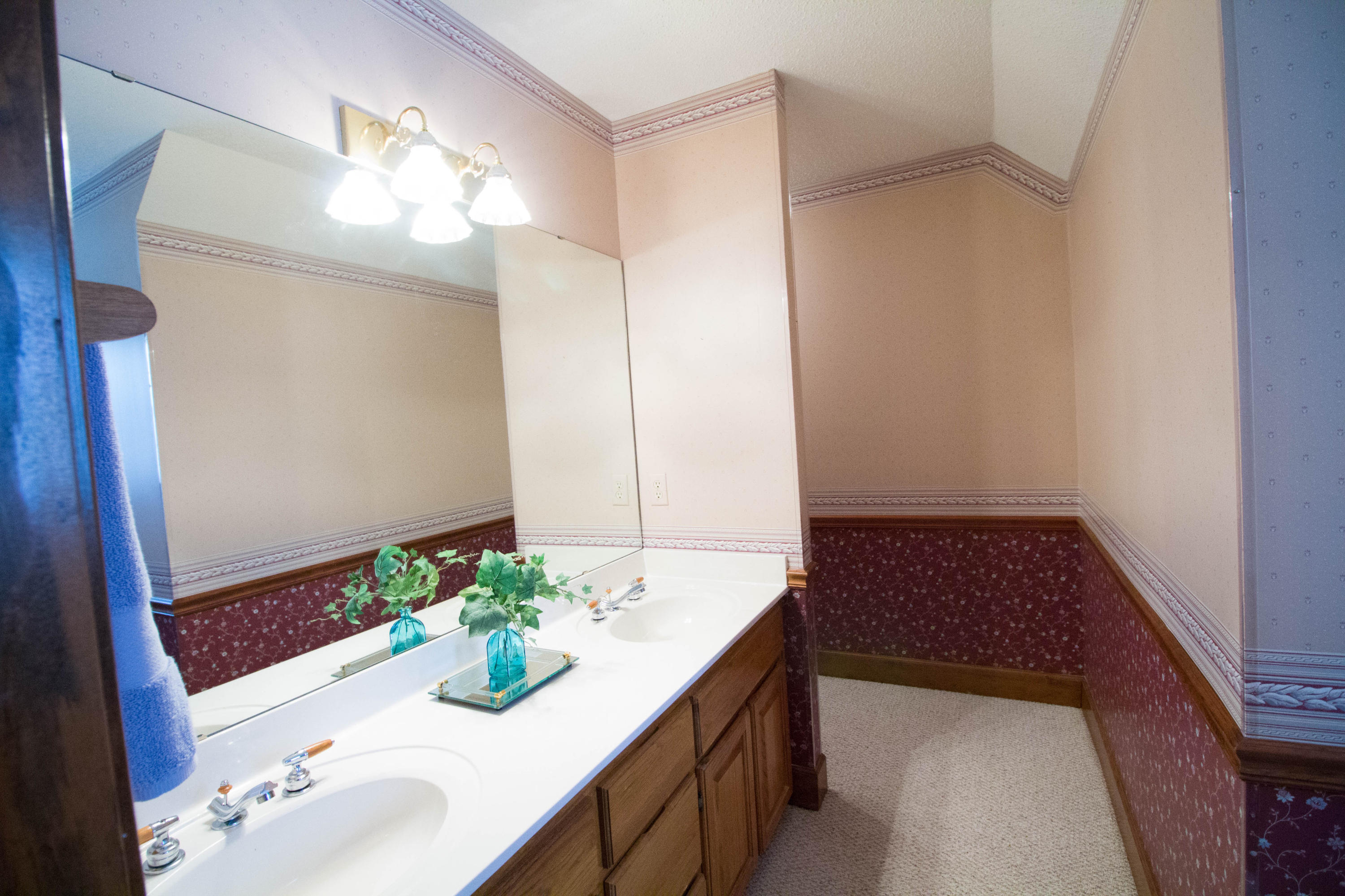 LAKESIDE EAST - Residential