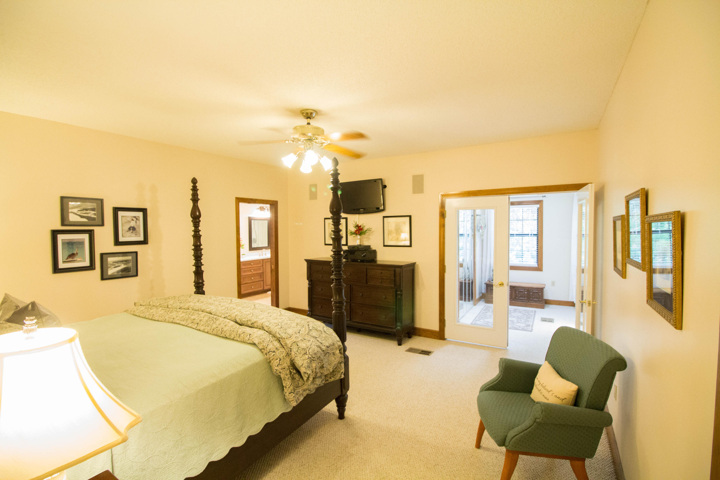 LAKESIDE EAST - Residential