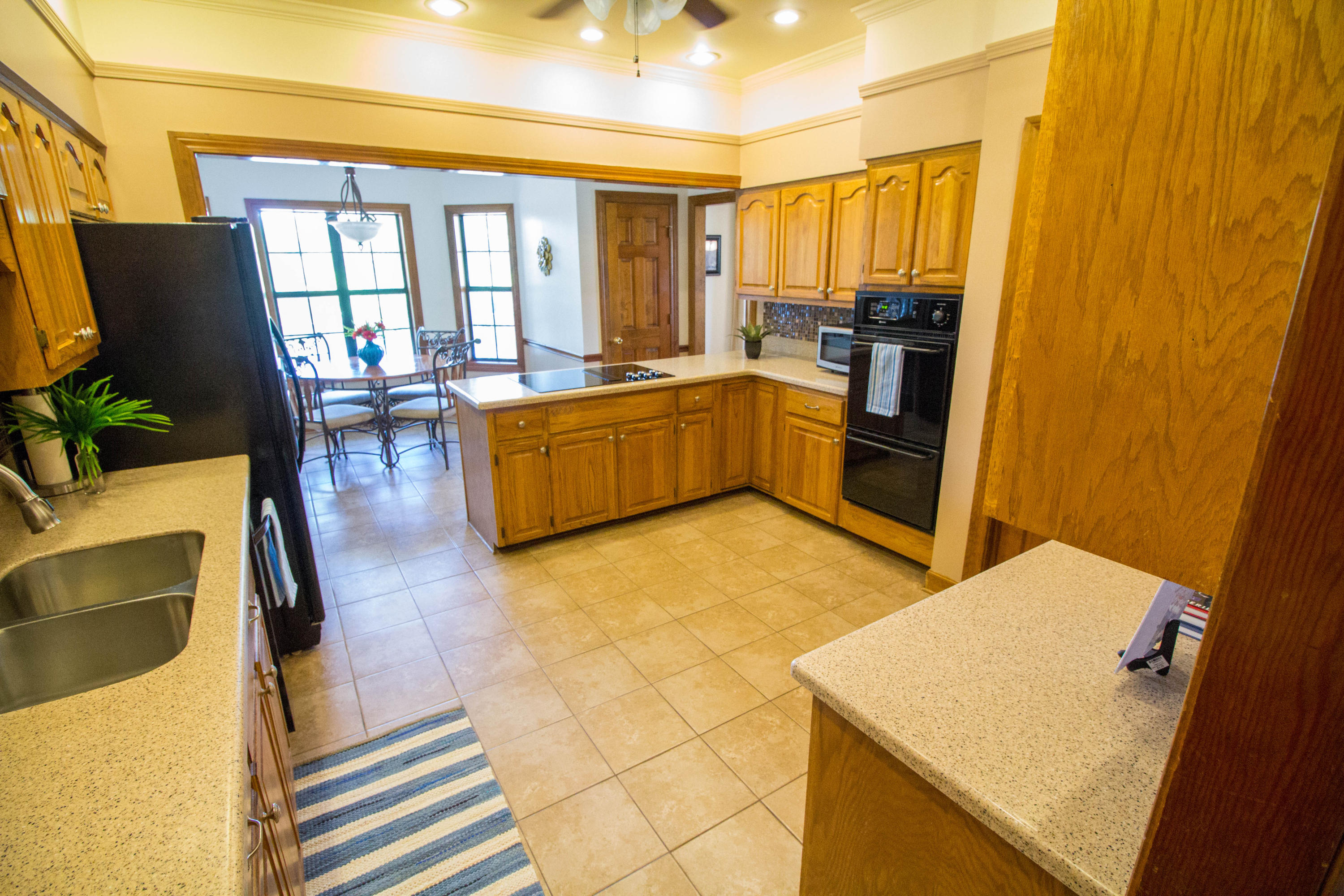 LAKESIDE EAST - Residential