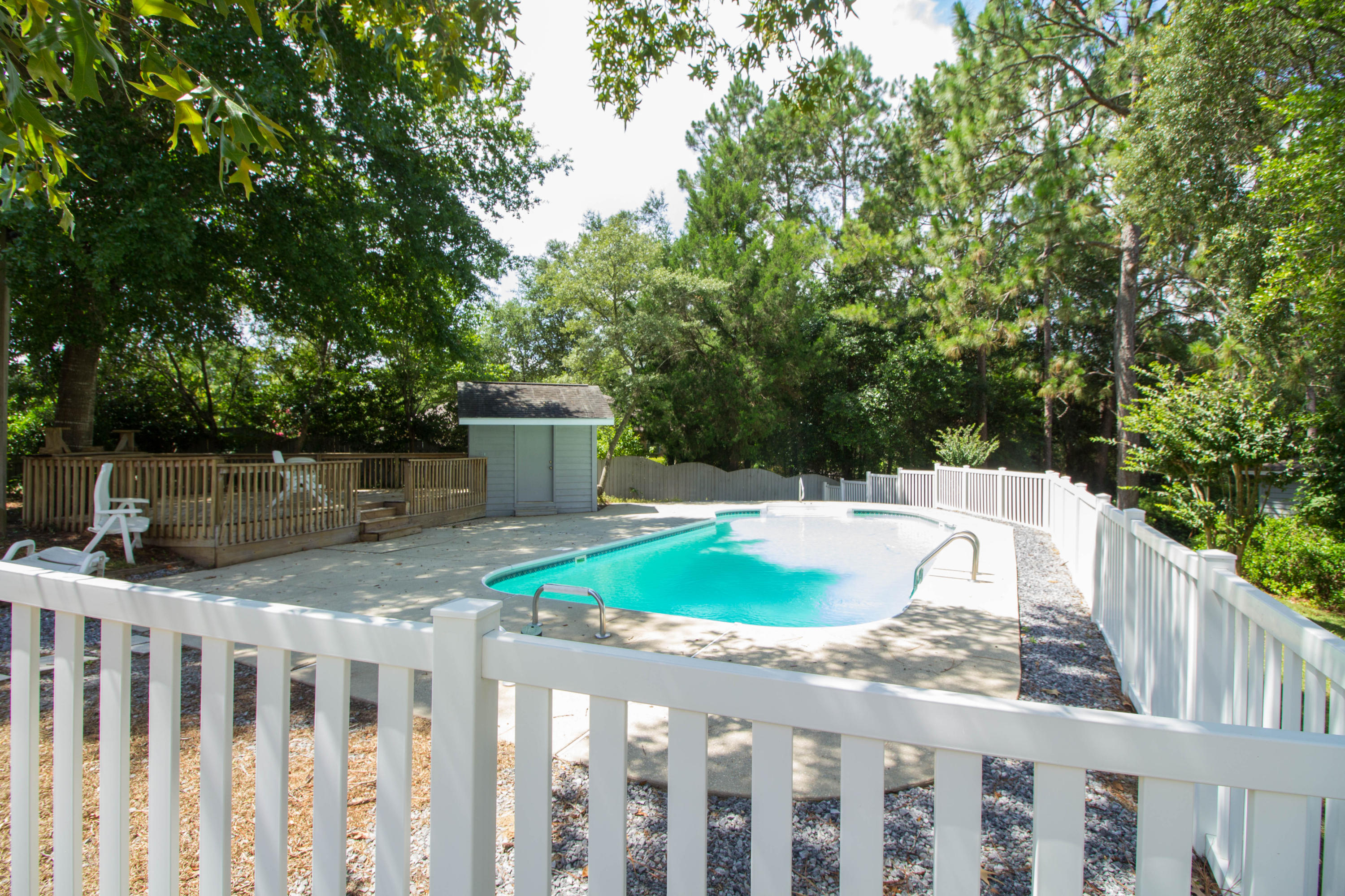 LAKESIDE EAST - Residential