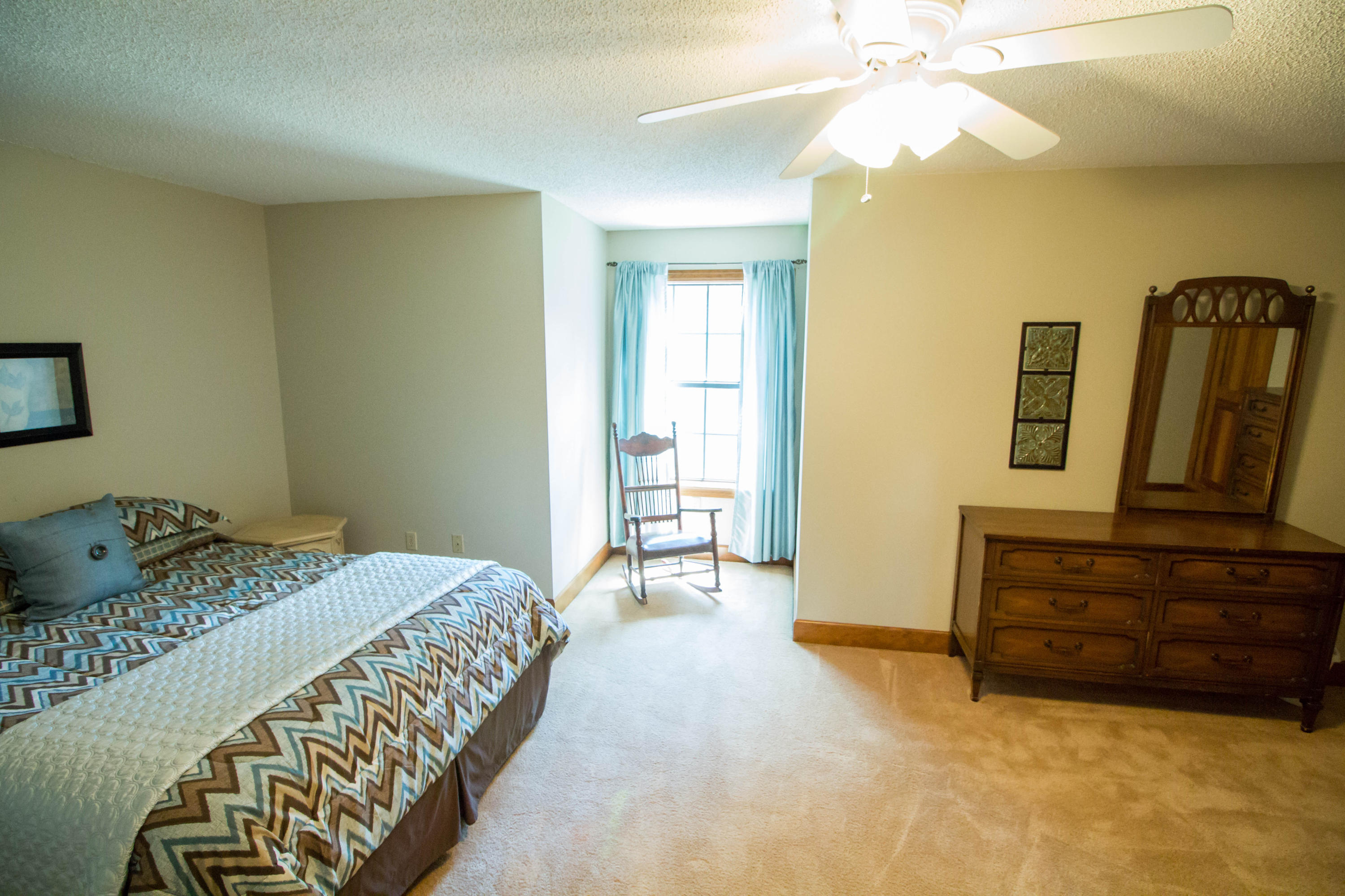 LAKESIDE EAST - Residential