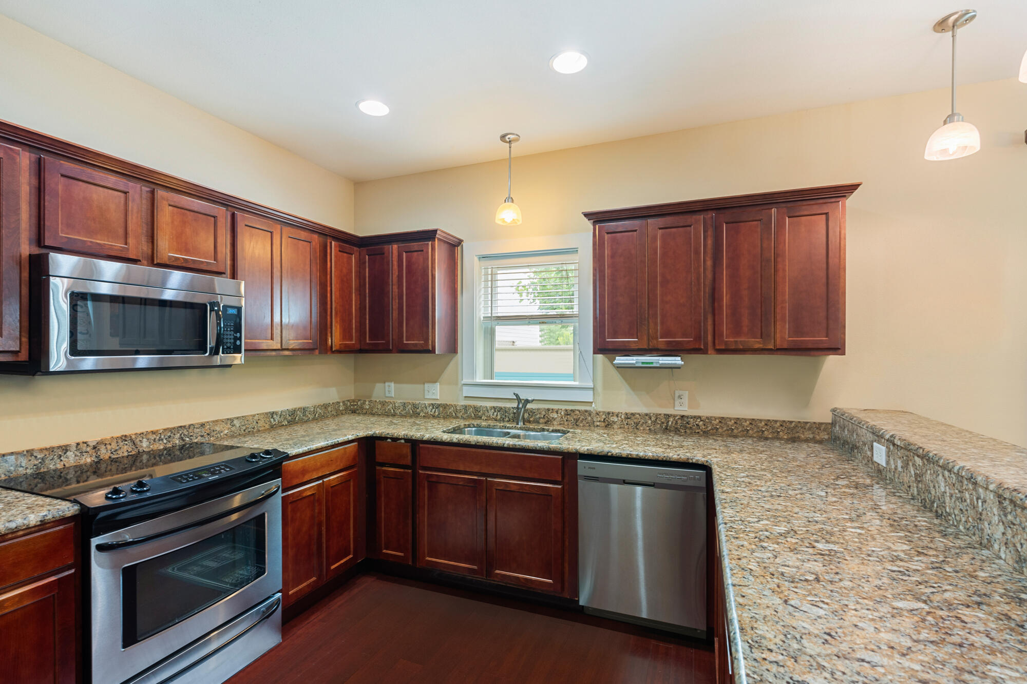 Mosaic Oaks - Residential