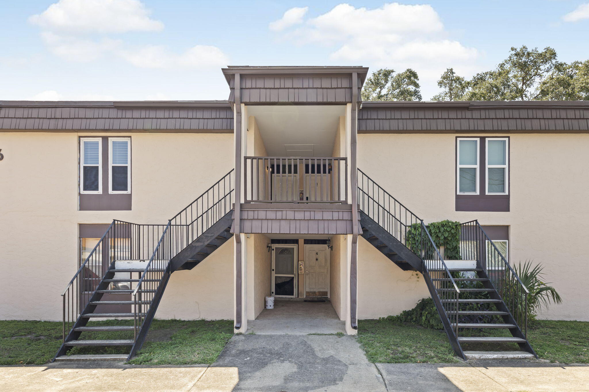 SPANISH VILLAS CONDO - Residential