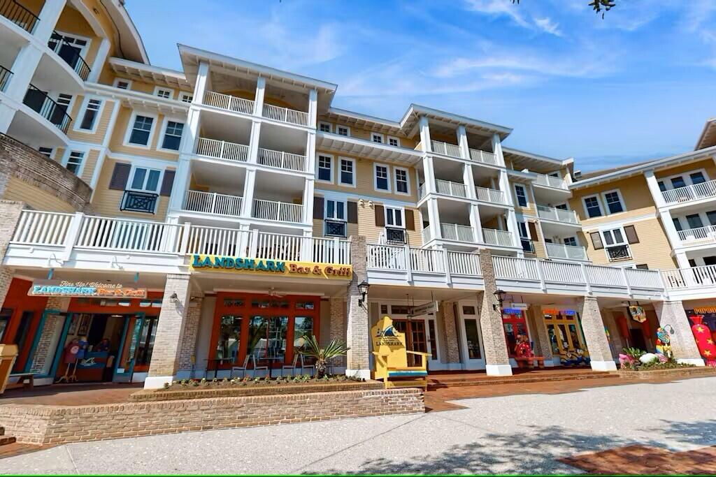 OBSERVATION POINT - Residential Lease