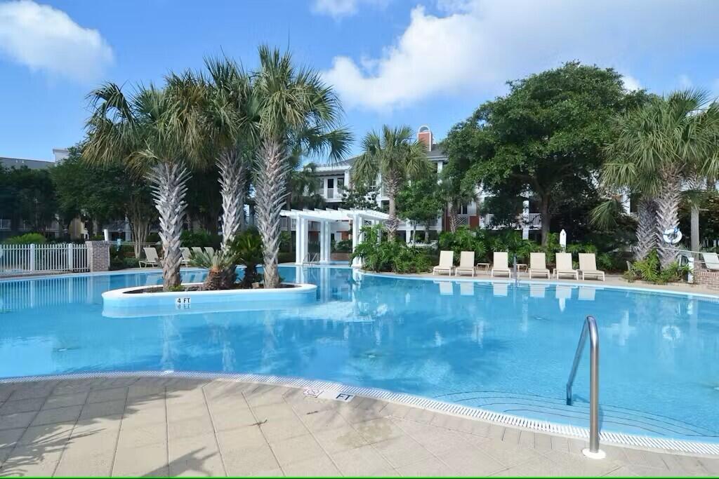 OBSERVATION POINT - Residential Lease