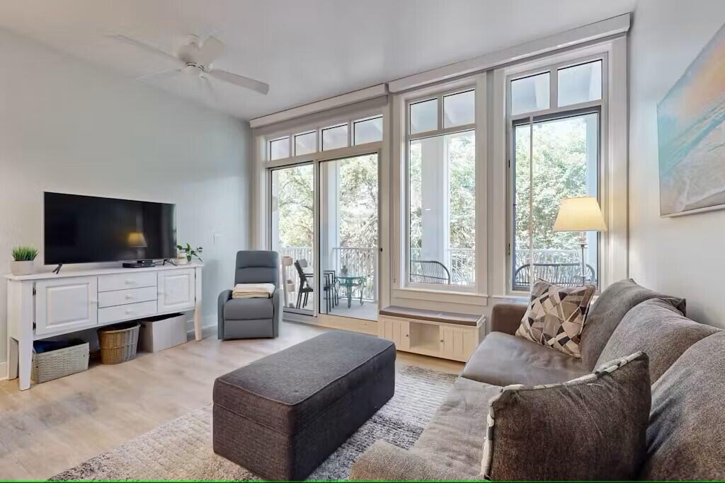 OBSERVATION POINT - Residential Lease