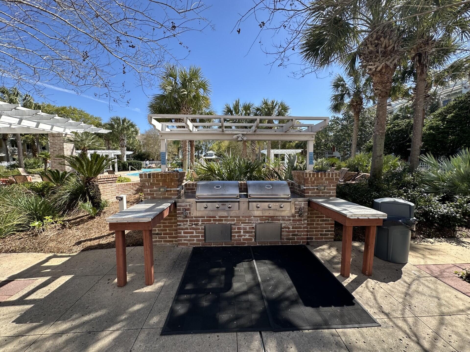 OBSERVATION POINT - Residential Lease