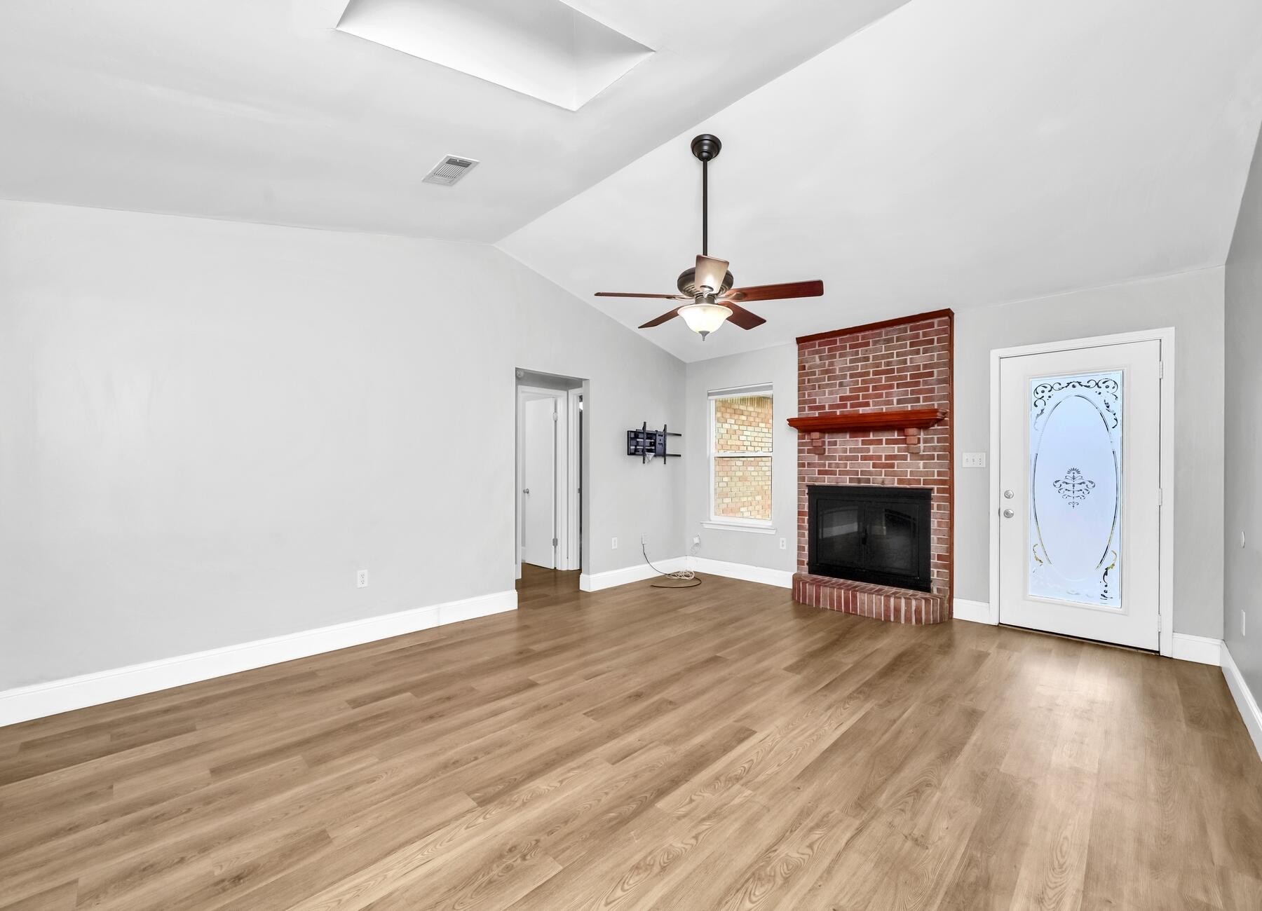 EAST BAY RIVER ESTATES 2ND ADDN - Residential