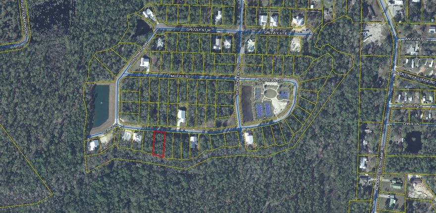 One of the larger lots in the neighborhood. Great oppurtunity to own in this beautifully developing location in south freeport. Phase 2 is underway with another 100 units planned as well as an olympic style pool, dog park, and a community waterfront park.