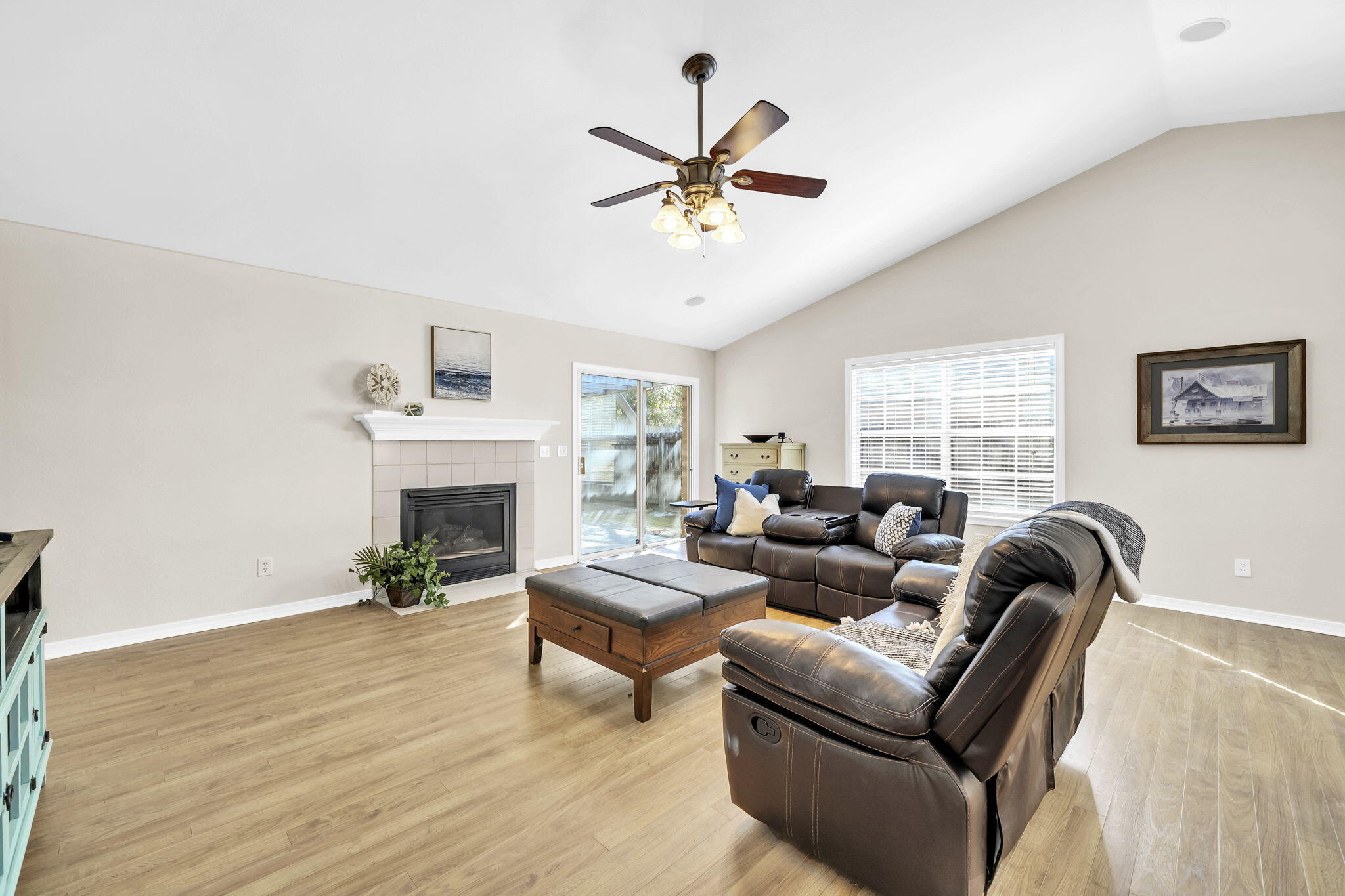 WHITROCK VILLAGE S/D - Residential