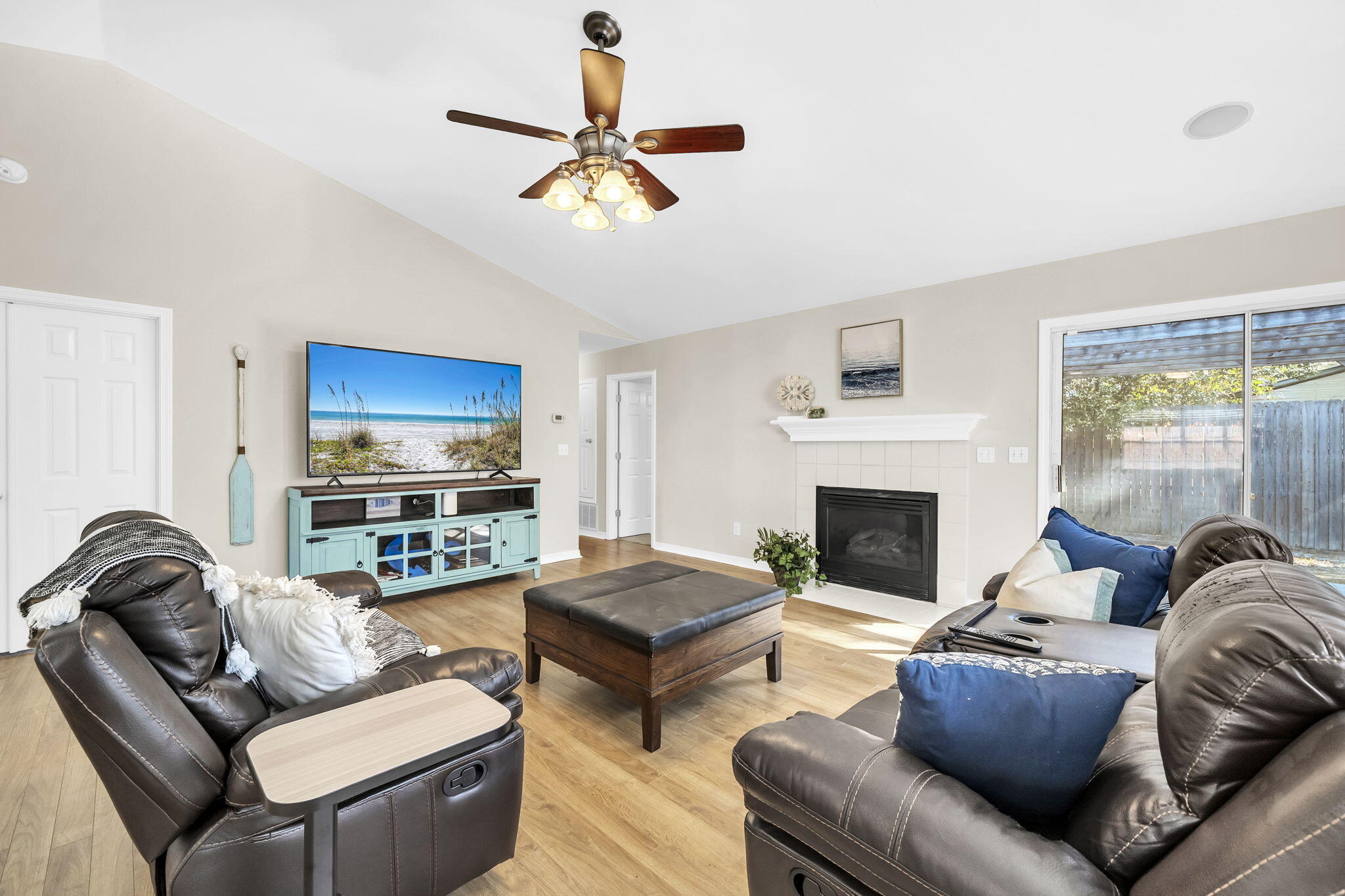 WHITROCK VILLAGE S/D - Residential