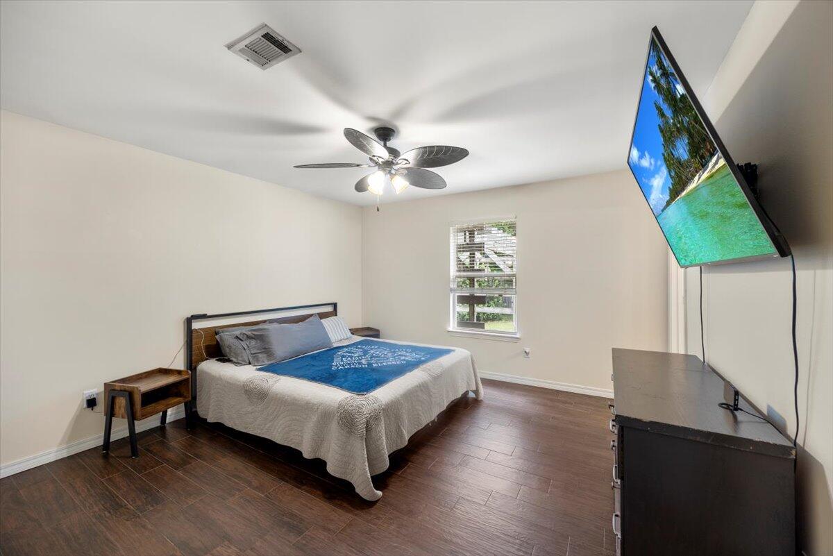 CARDINAL ESTATES - Residential