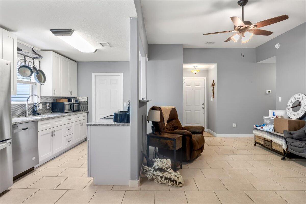 CARDINAL ESTATES - Residential