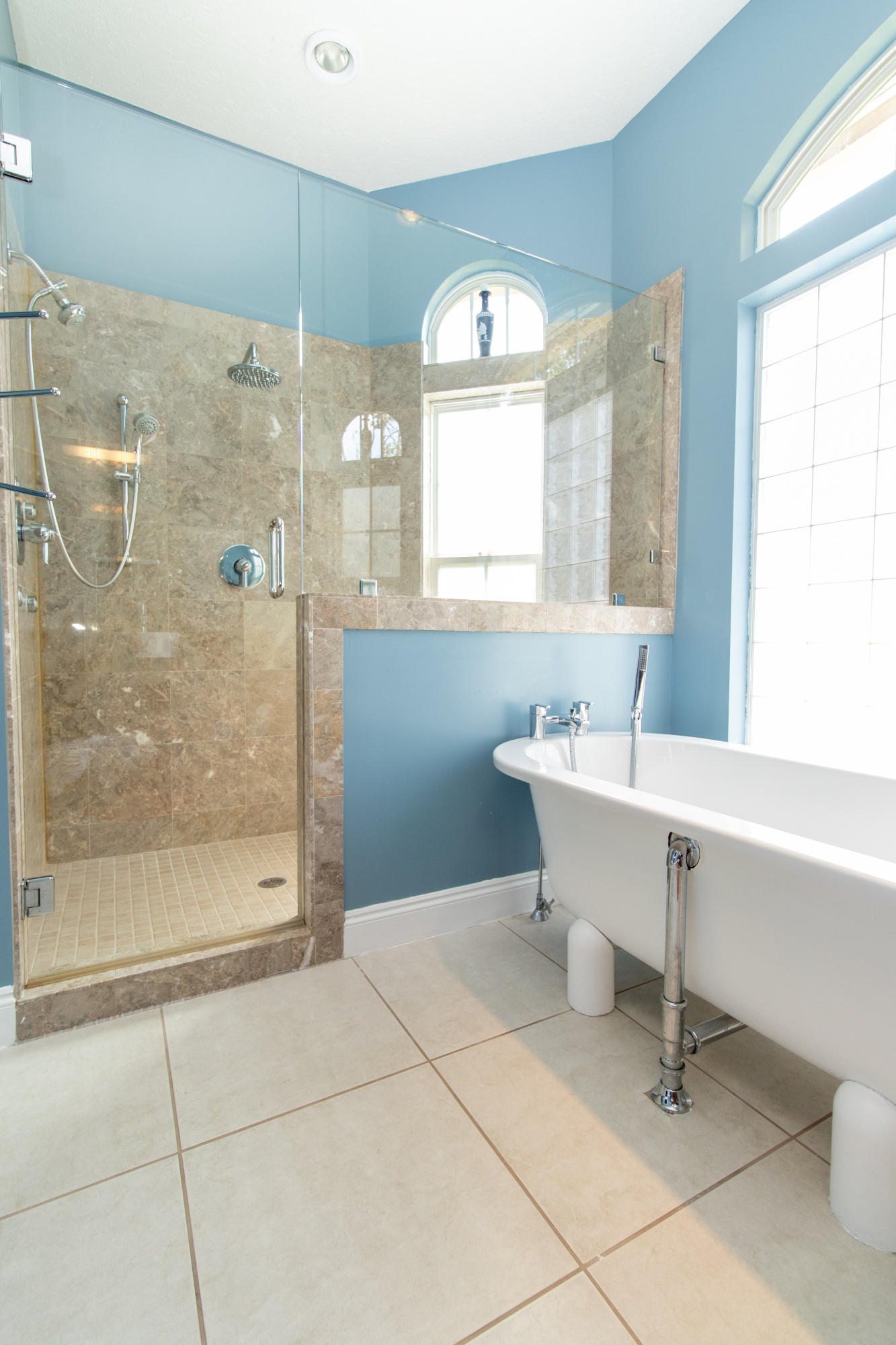 Colony Club - Residential