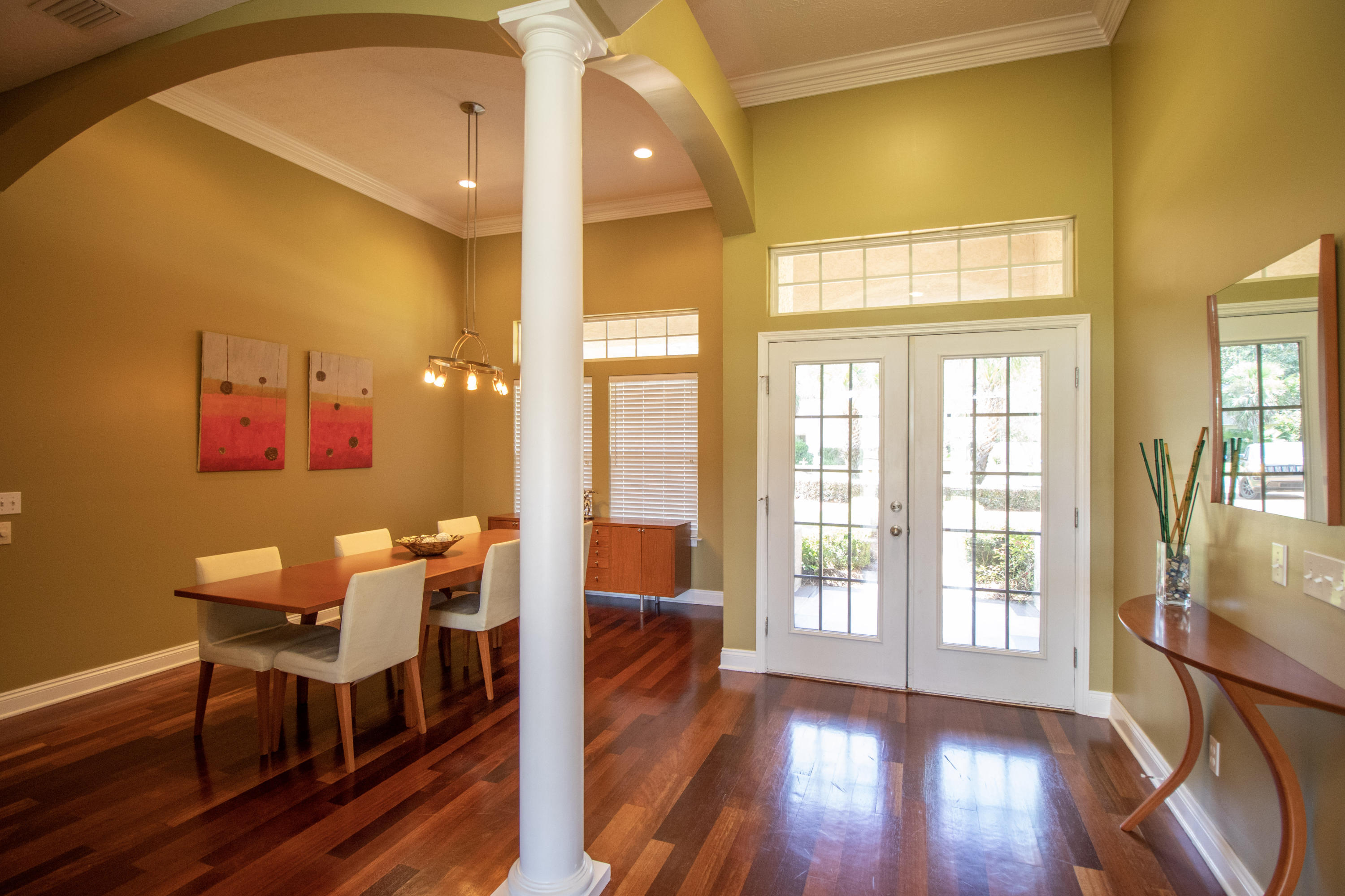 Colony Club - Residential