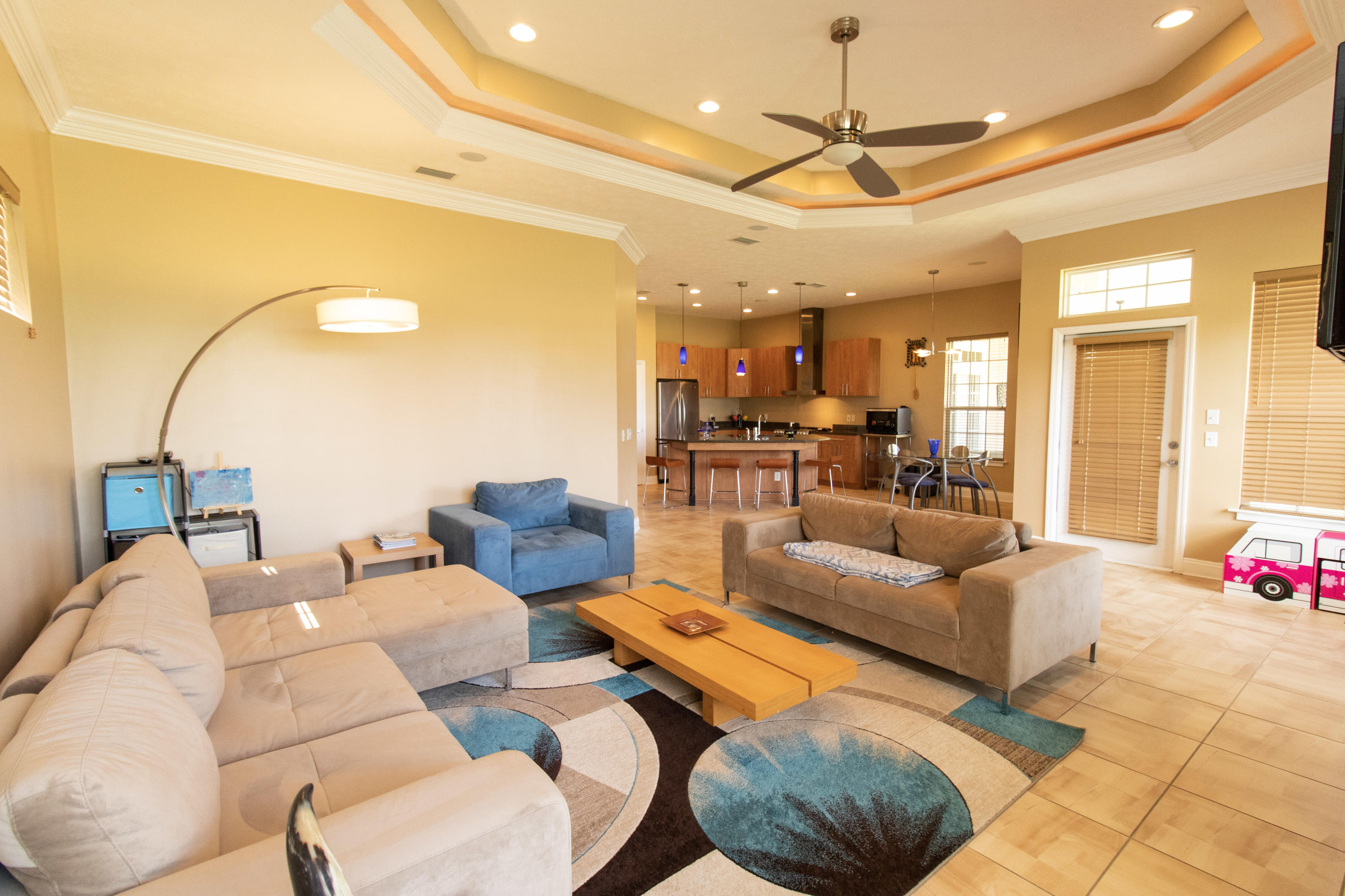 Colony Club - Residential