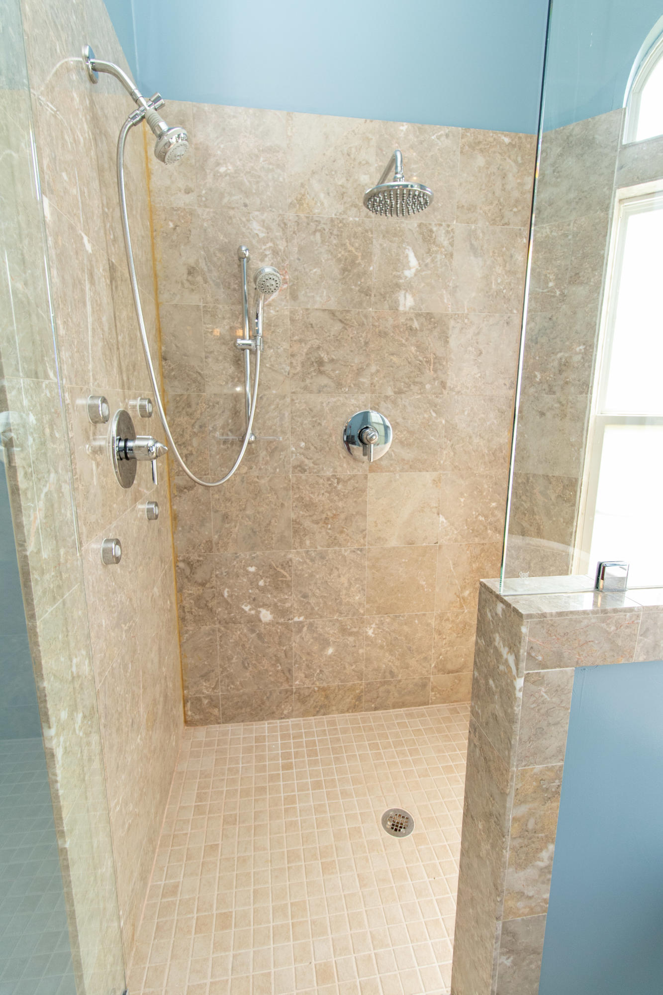 Colony Club - Residential