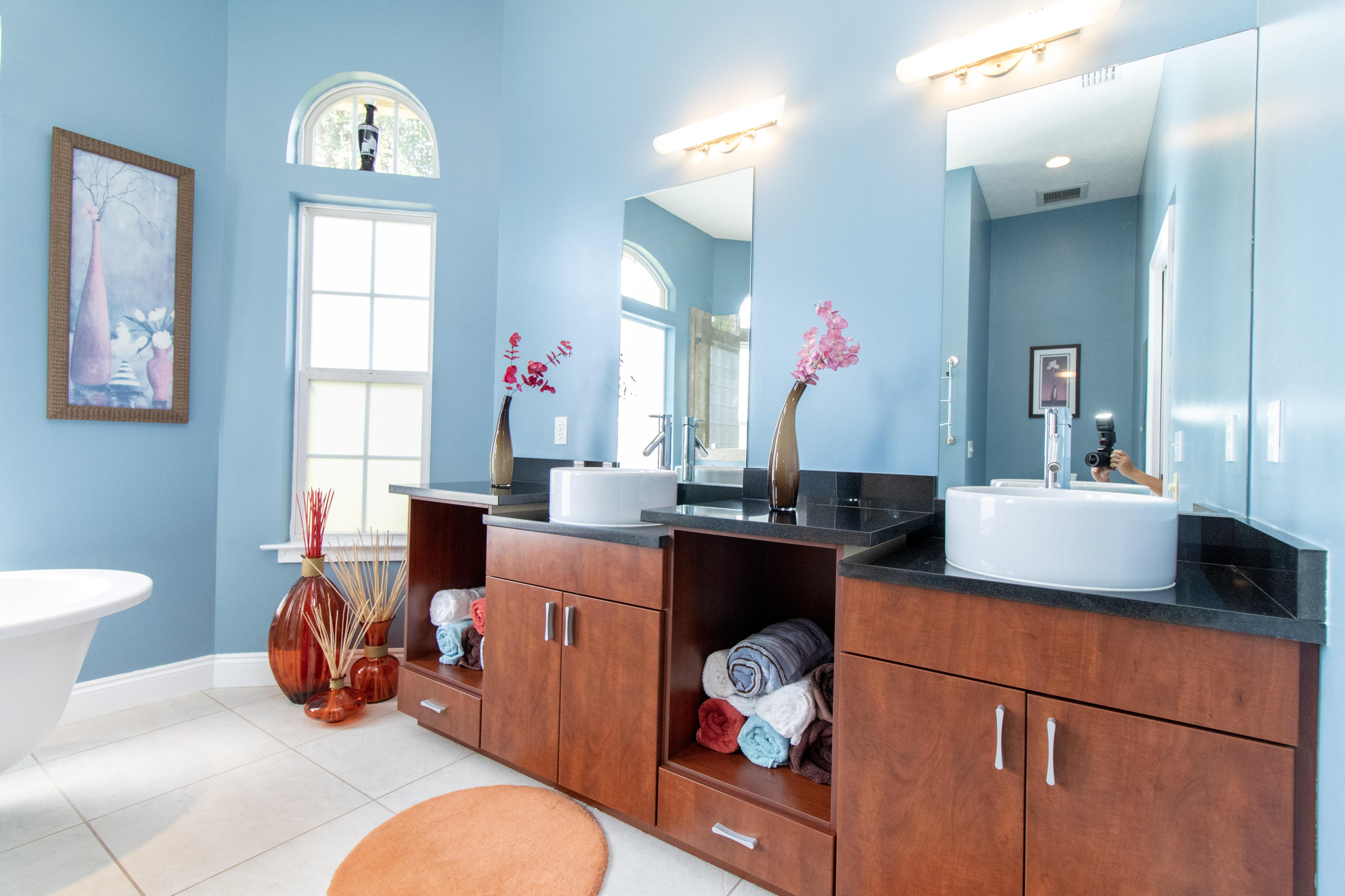 Colony Club - Residential