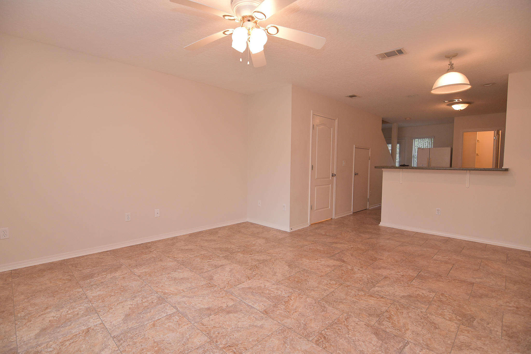 SHAY LIN TOWNHOMES - Residential