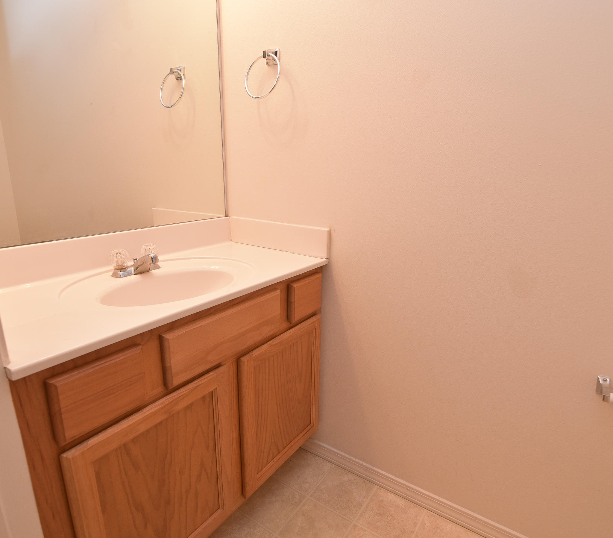 SHAY LIN TOWNHOMES - Residential