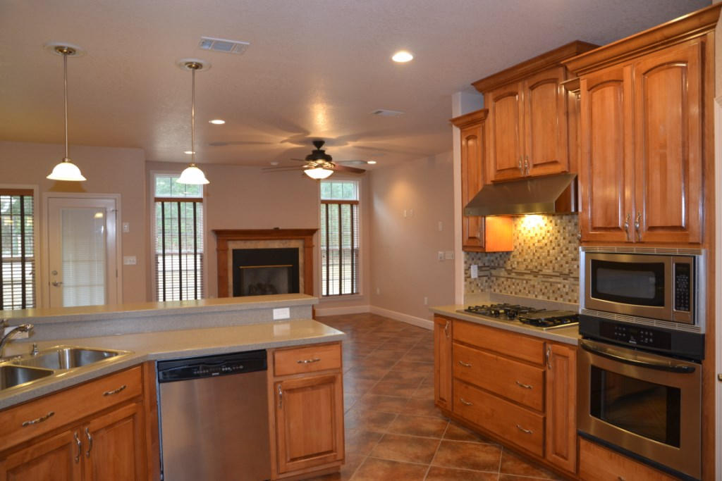 FOX VALLEY PH II - Residential