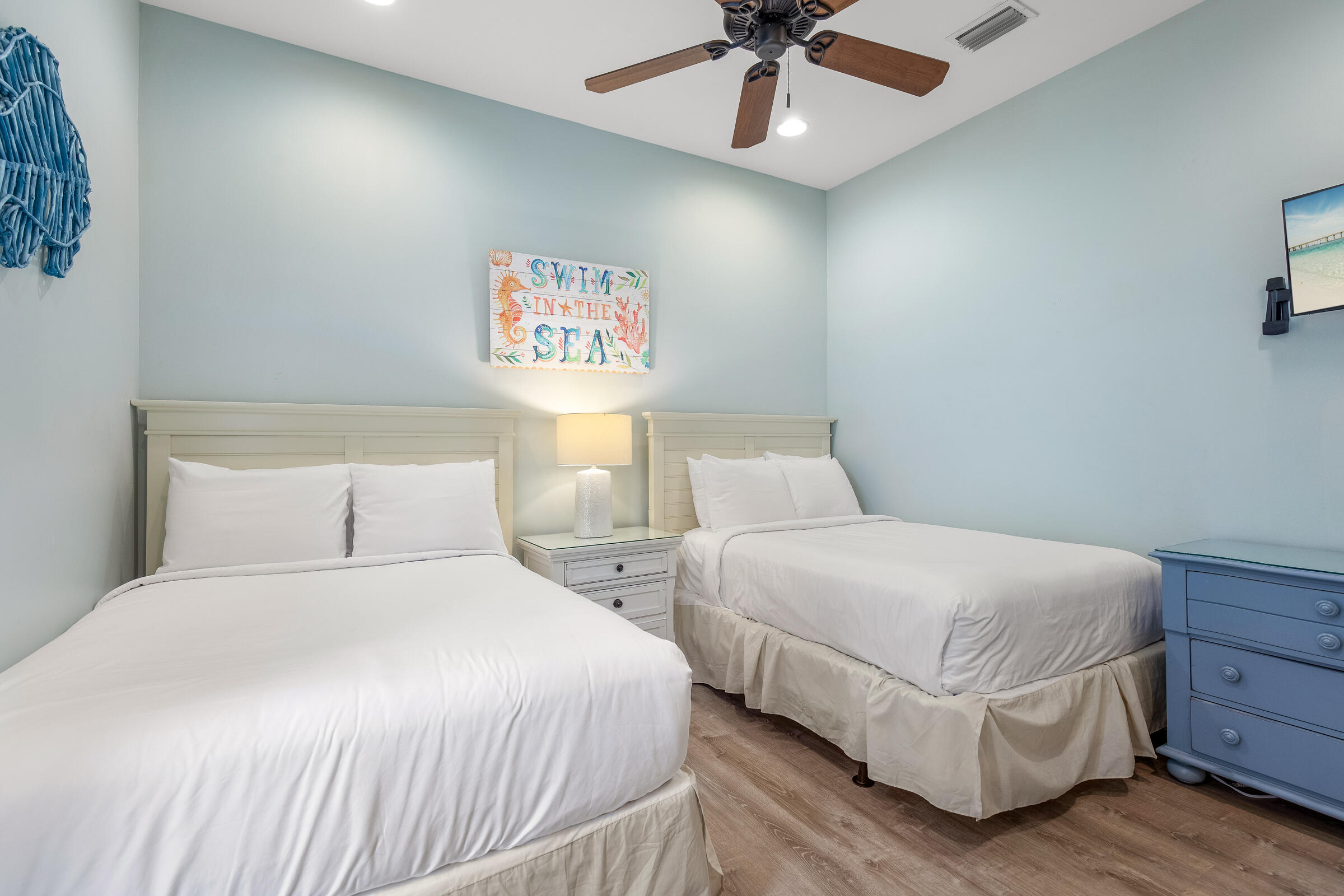 BUNGALOS AT SANDESTIN - Residential