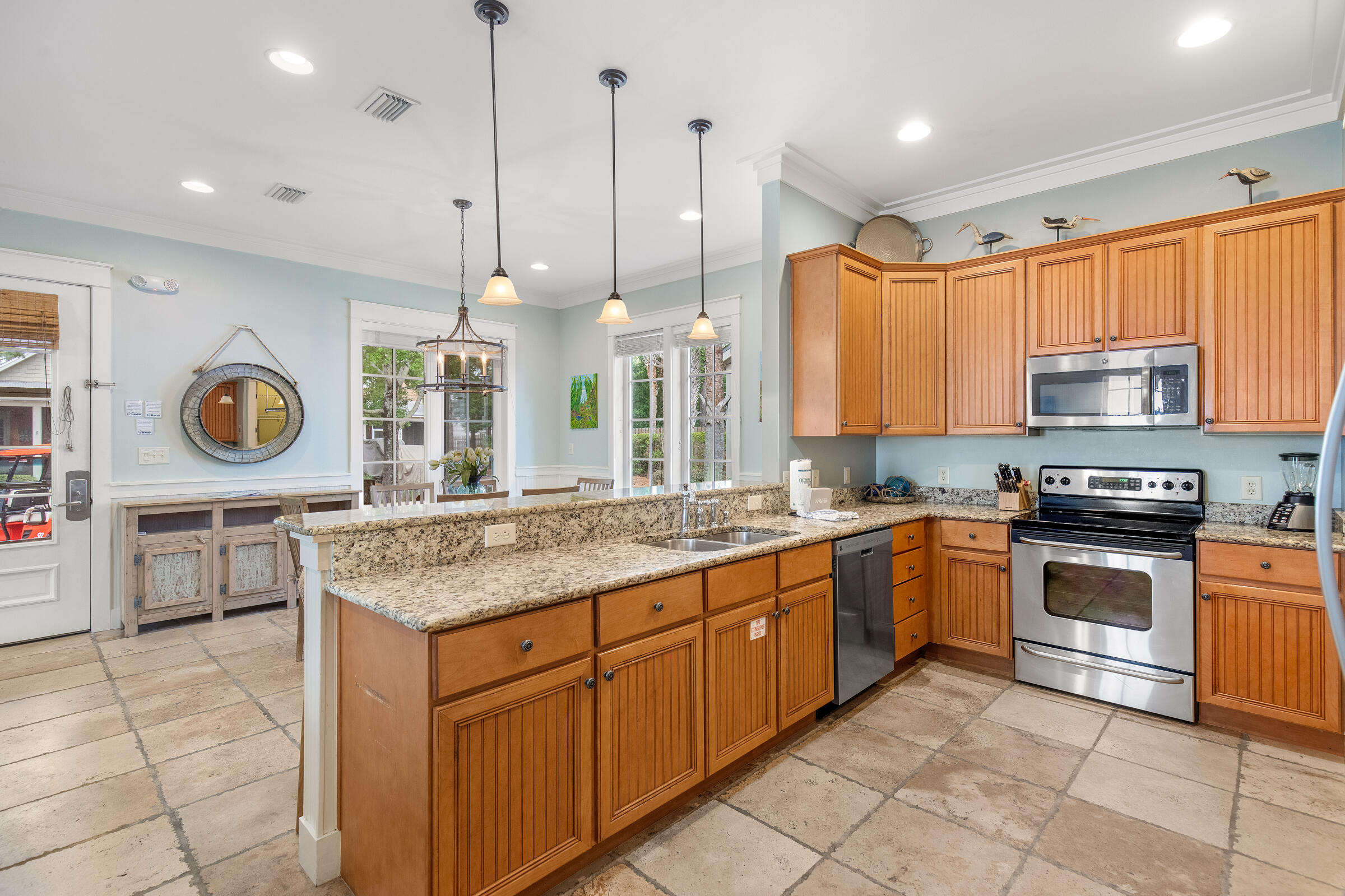 BUNGALOS AT SANDESTIN - Residential