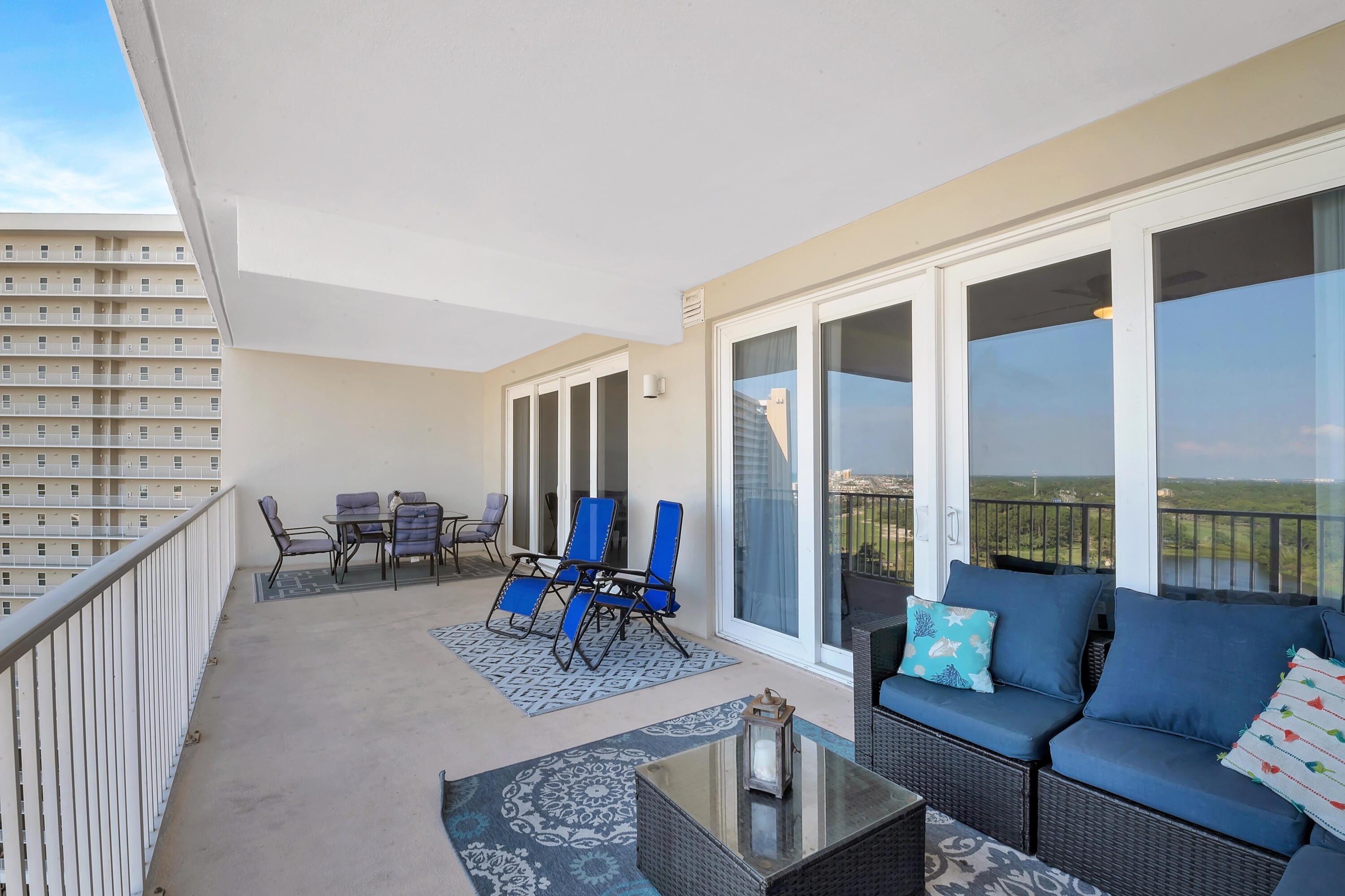 Laketown Wharf - Residential