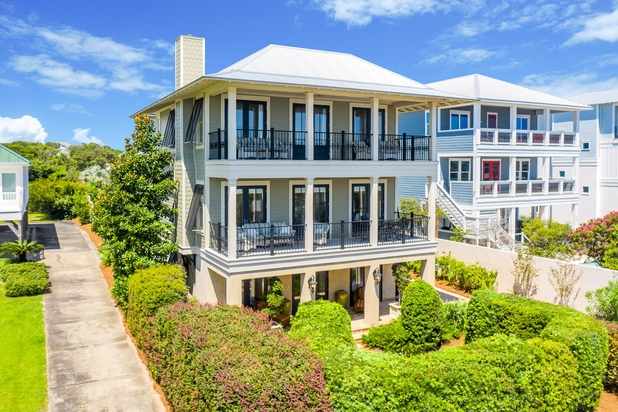 PELICAN POINTE AT CAMP CREEK - Residential