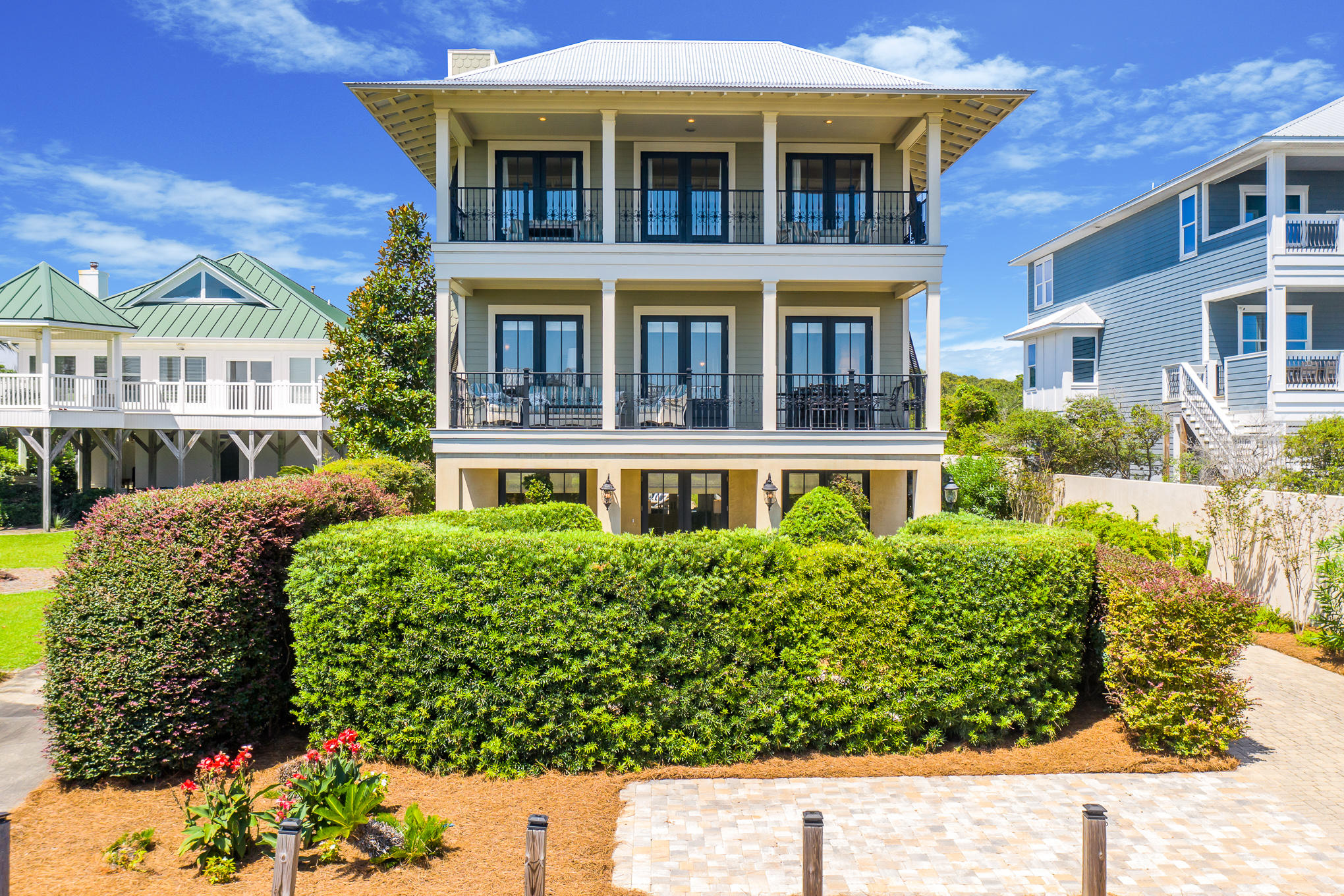 PELICAN POINTE AT CAMP CREEK - Residential