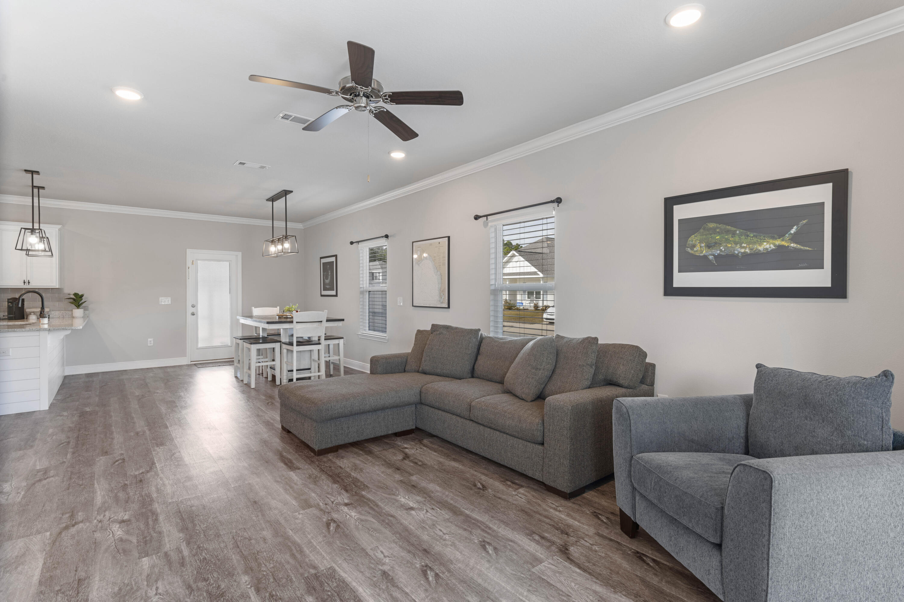 STONEGATE - Residential
