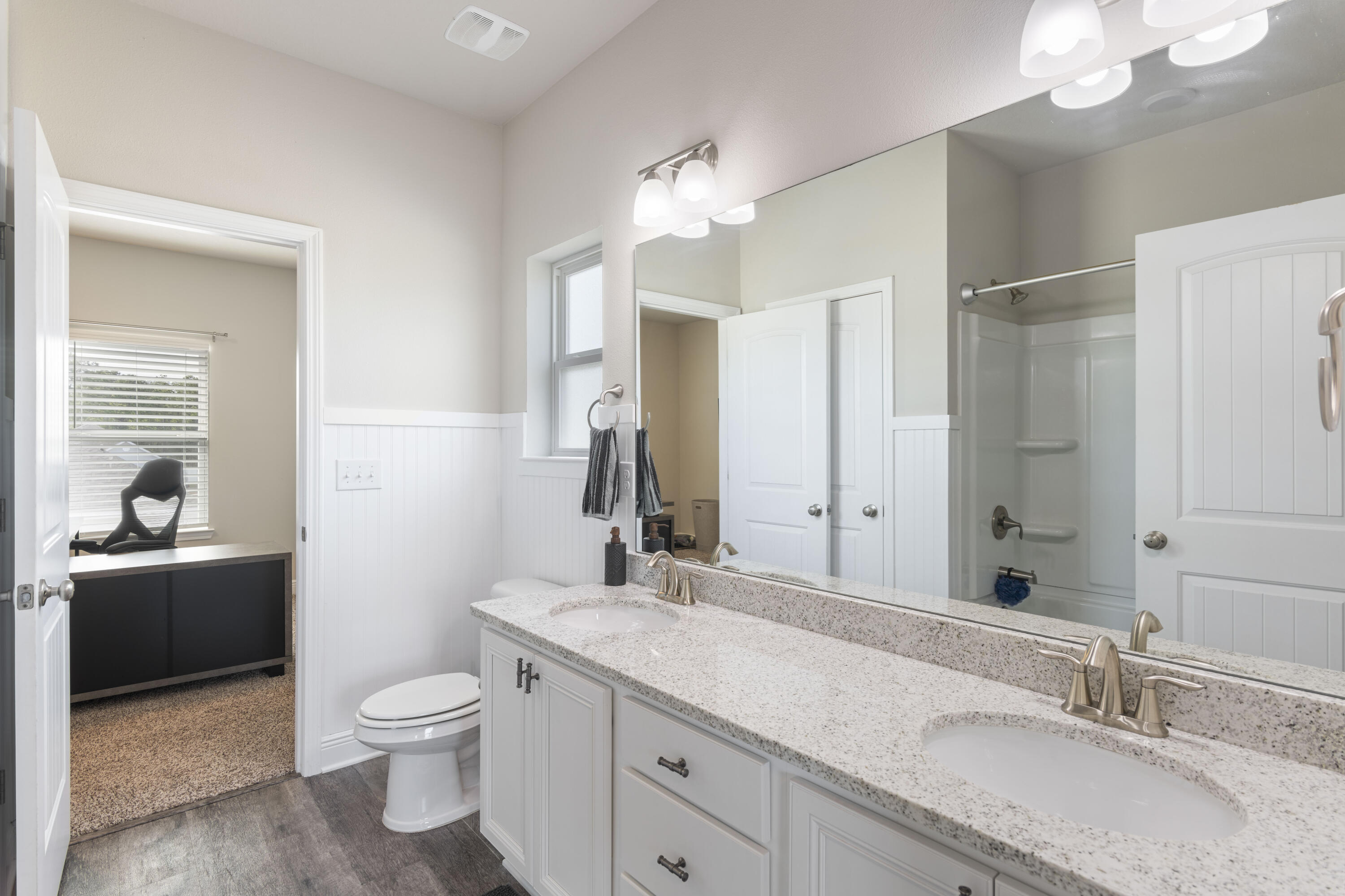 STONEGATE - Residential