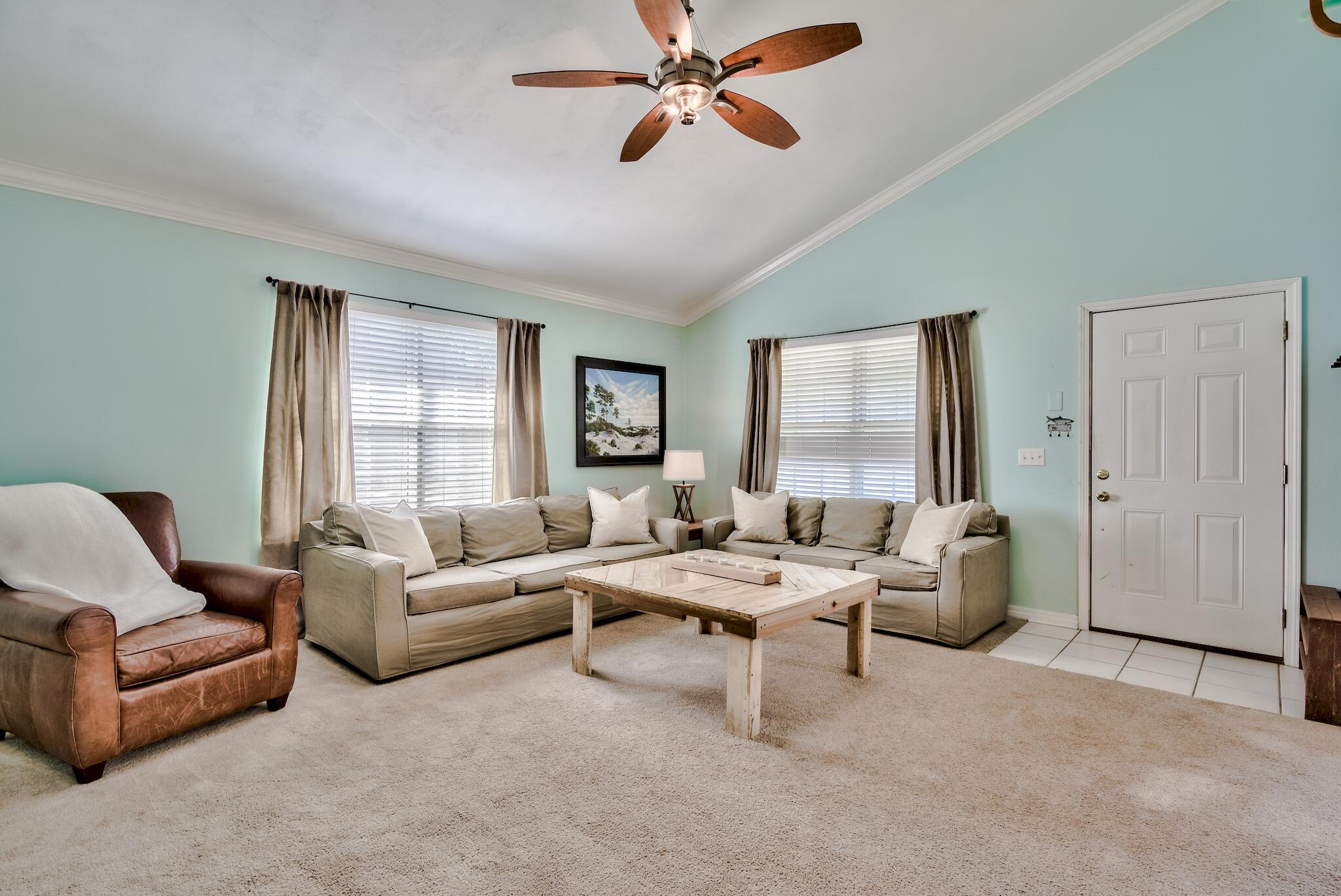 TOWN OF SANTA ROSA - Residential